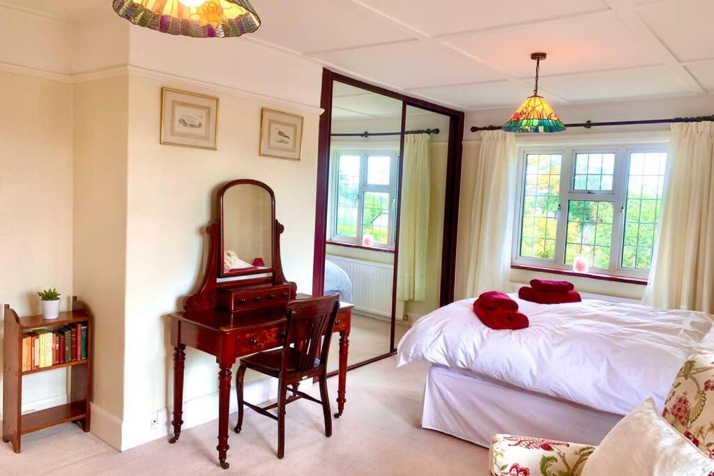 Yelverton Vacations - Hectors House comfortable 4 bed house in mature gardens - Property Image 36