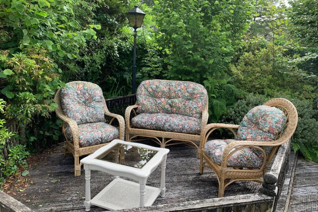 Yelverton Vacations - Hectors House comfortable 4 bed house in mature gardens - Property Image 42