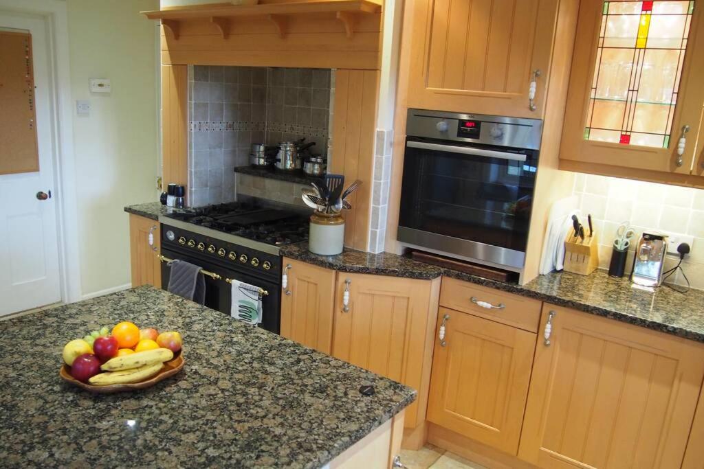 Yelverton Vacations - Hectors House comfortable 4 bed house in mature gardens - Property Image 21