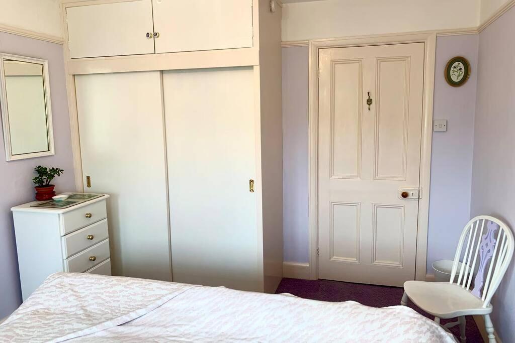 Yelverton Vacations - Hectors House comfortable 4 bed house in mature gardens - Property Image 25