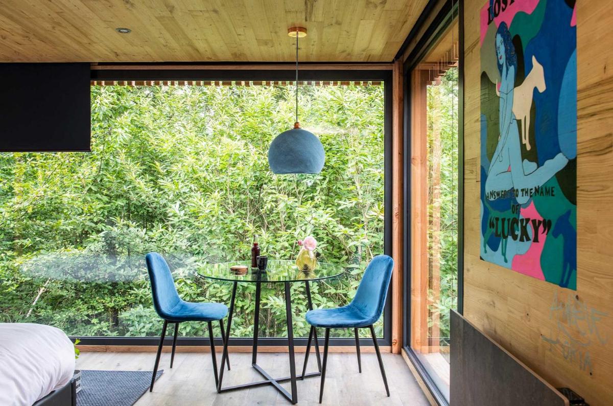 Loire Valley Lodges - Hotel 17