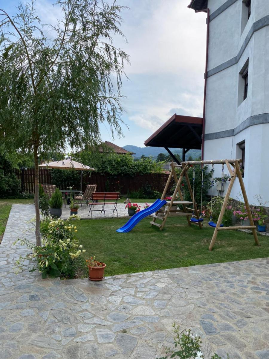 Photo 13