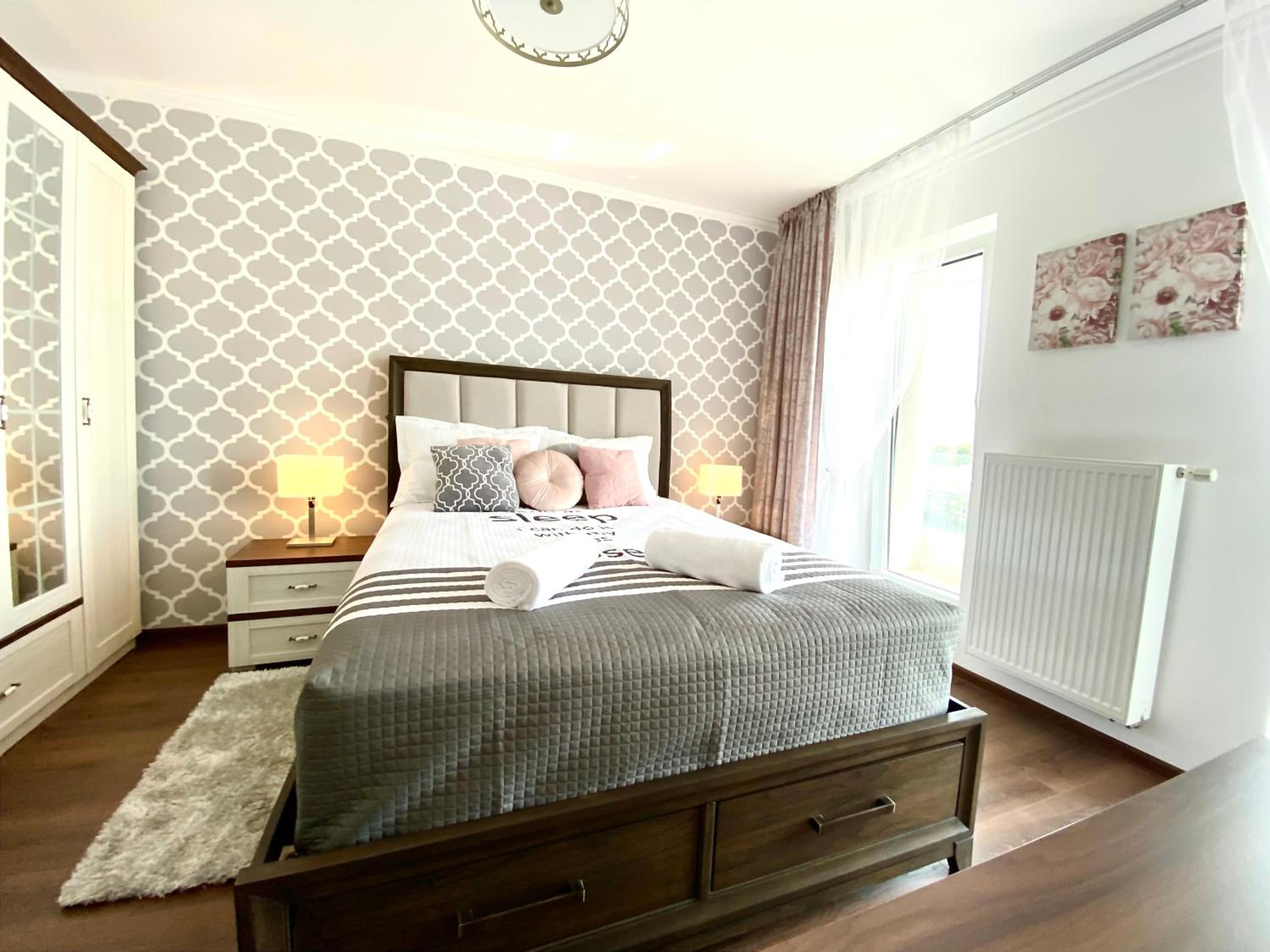 Stylish Retreat With a View in Coresi-Qualis view 5