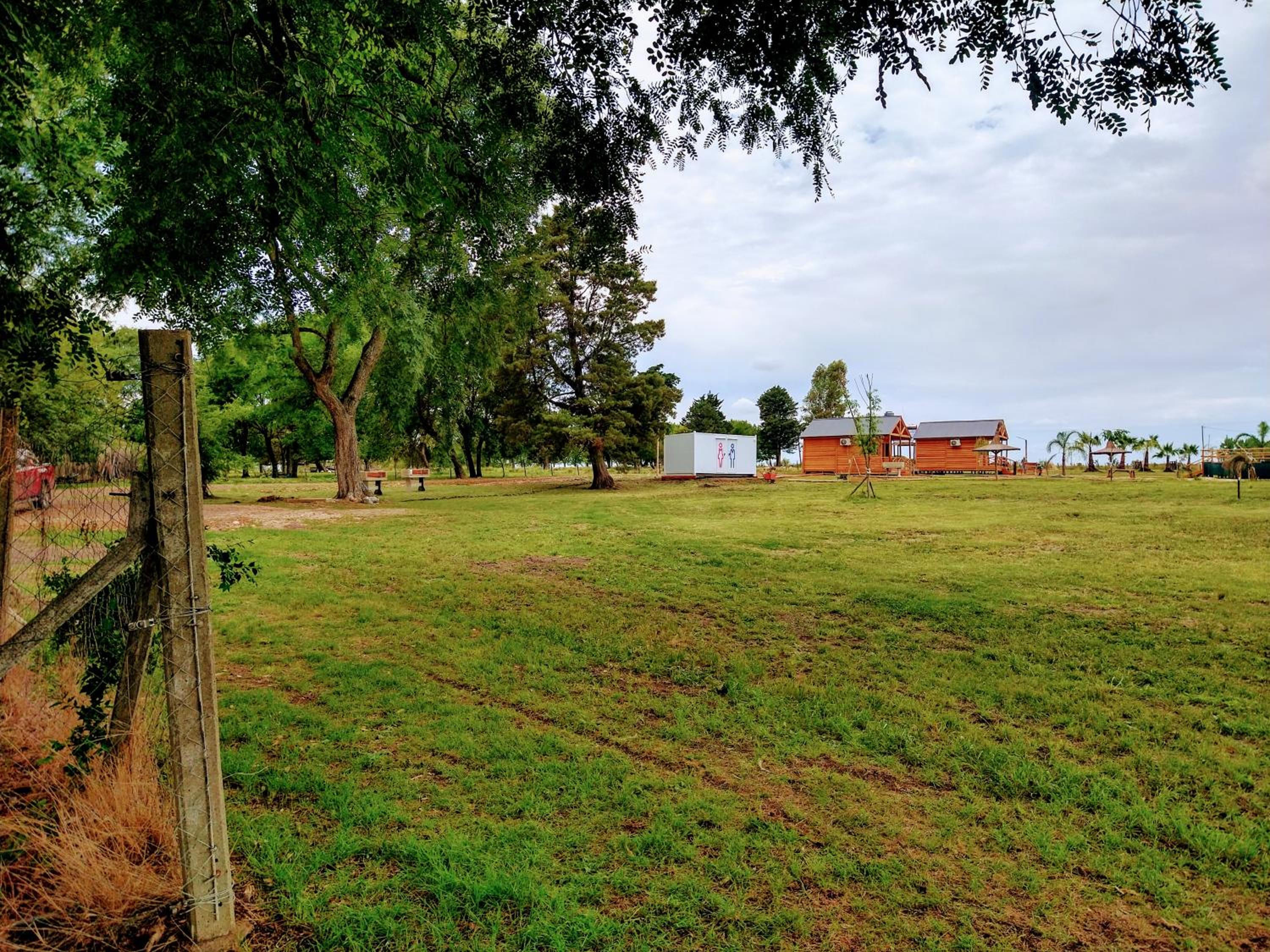 TURISMO RURAL La Amorosa Club de Campo