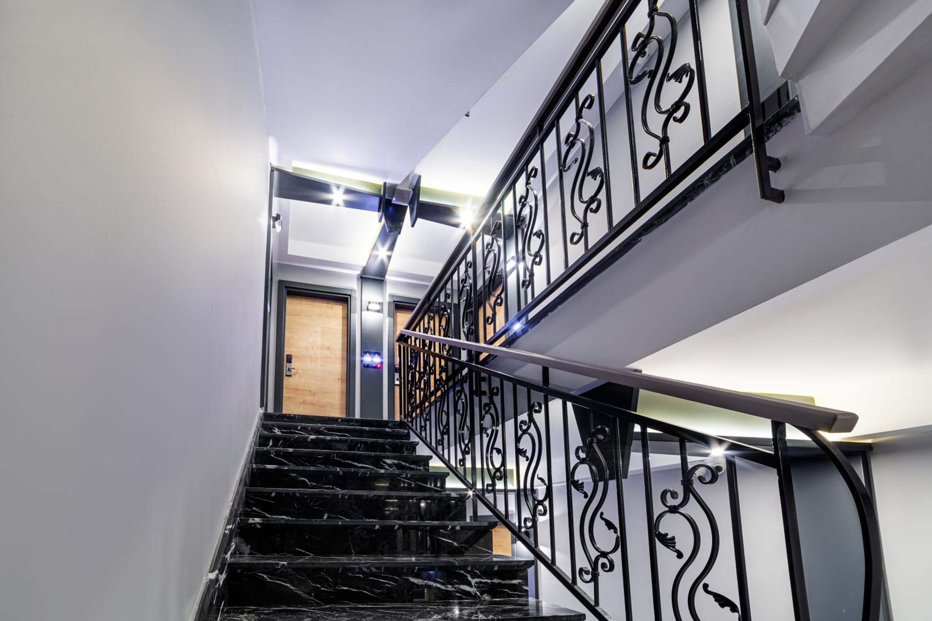 ARIA RIVA APART OTEL - Image 105