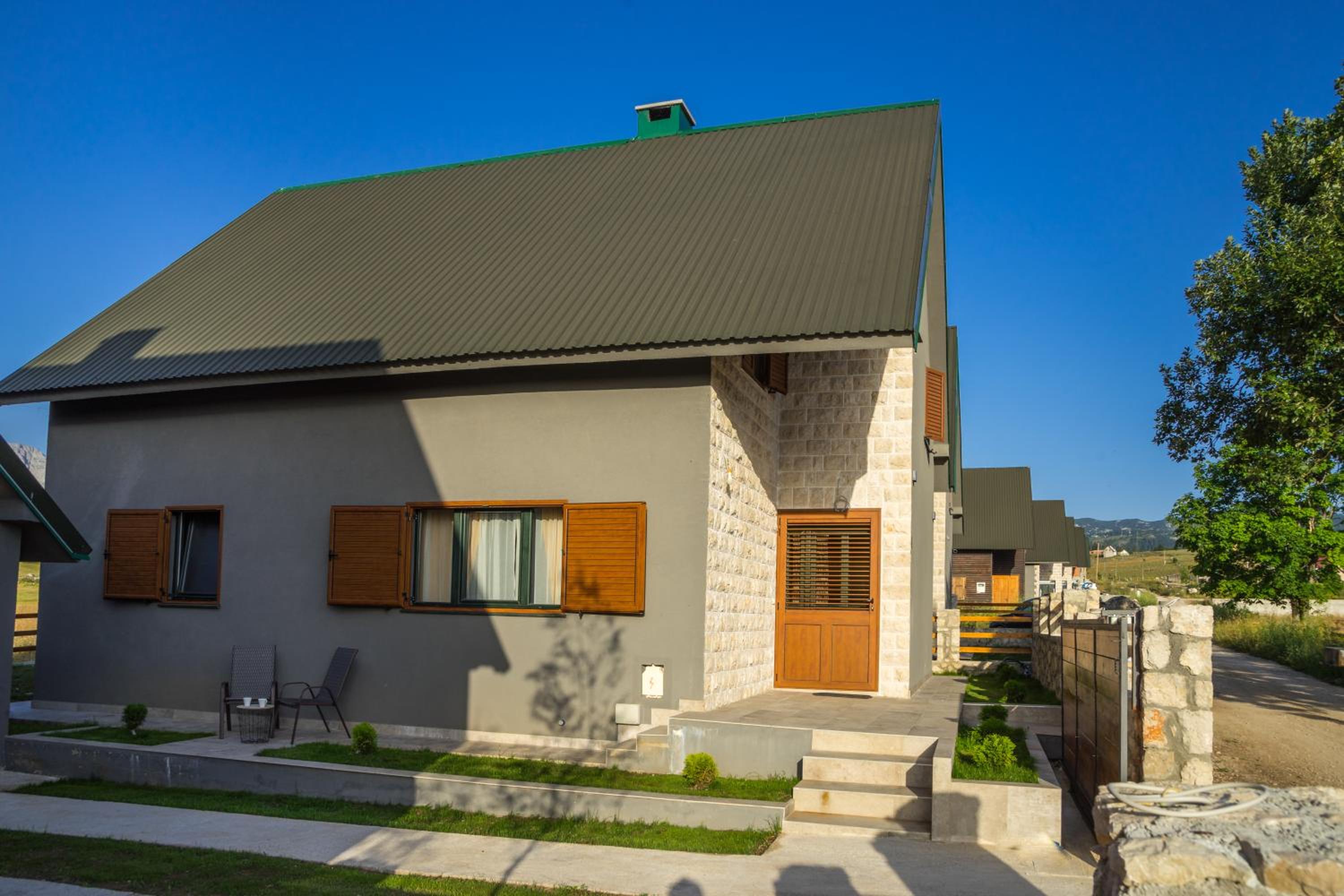 Photo 24