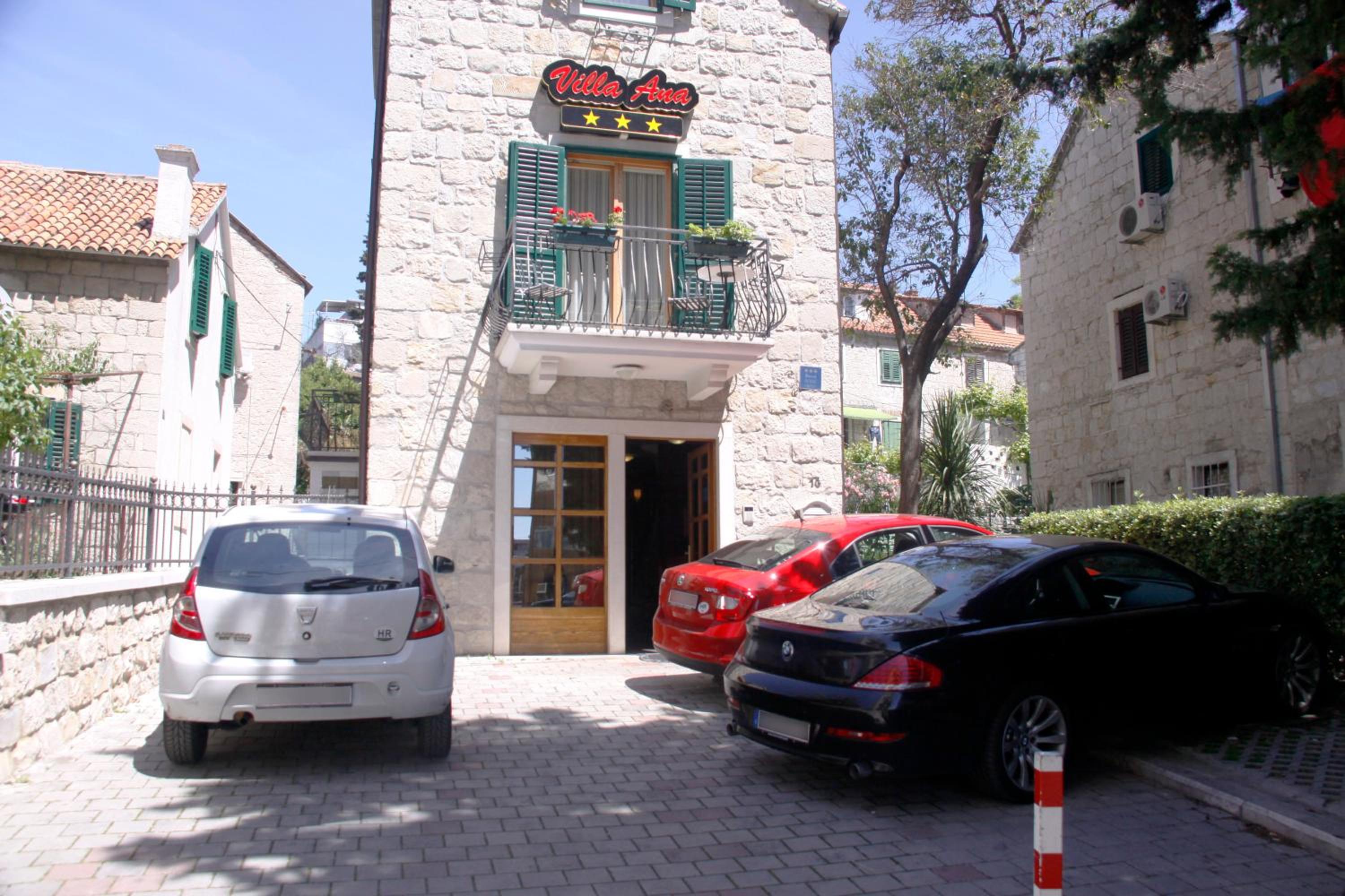 Villa Ana Split view 3
