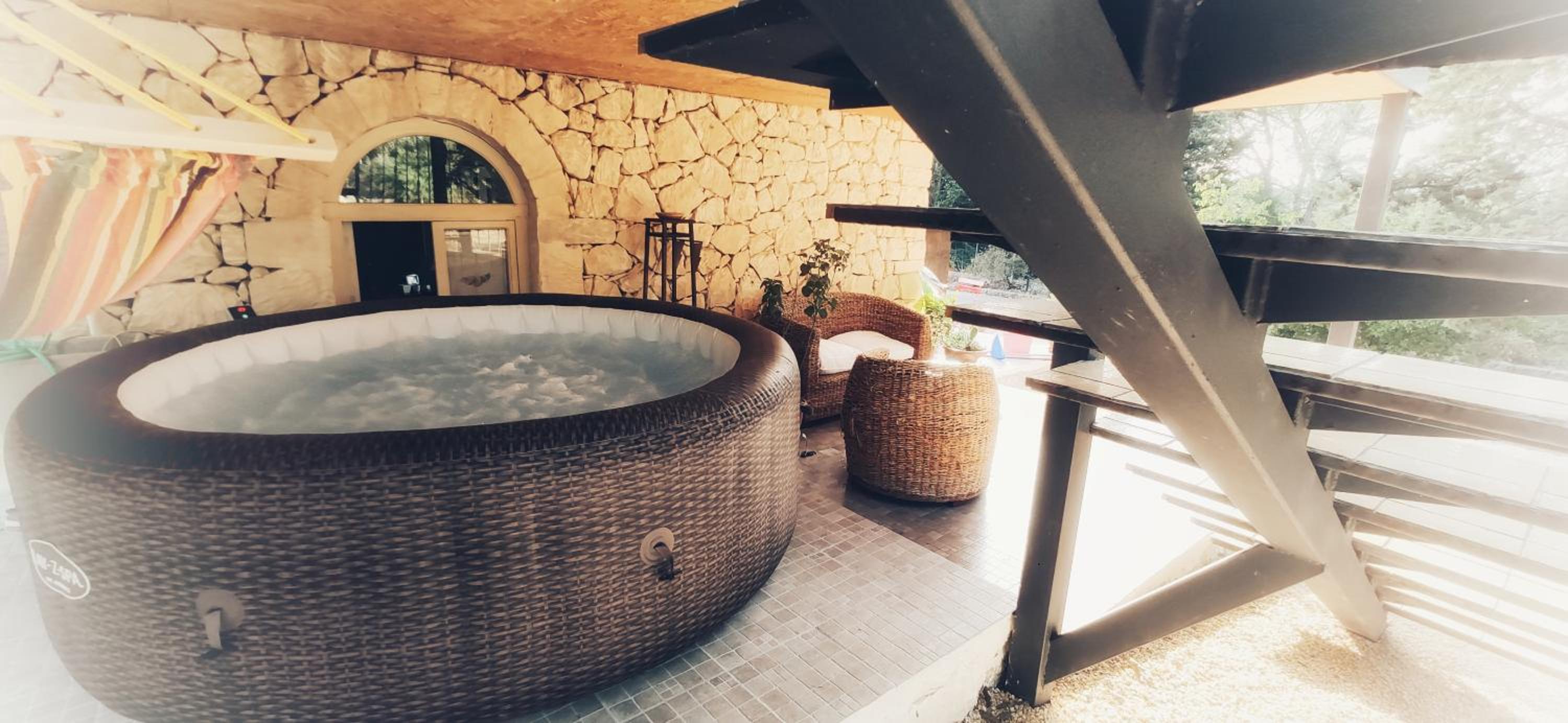 Villa Neli, Palazzolo Acreide, Siracusa, Hot Tub, Wi-Fi & Parking view 3