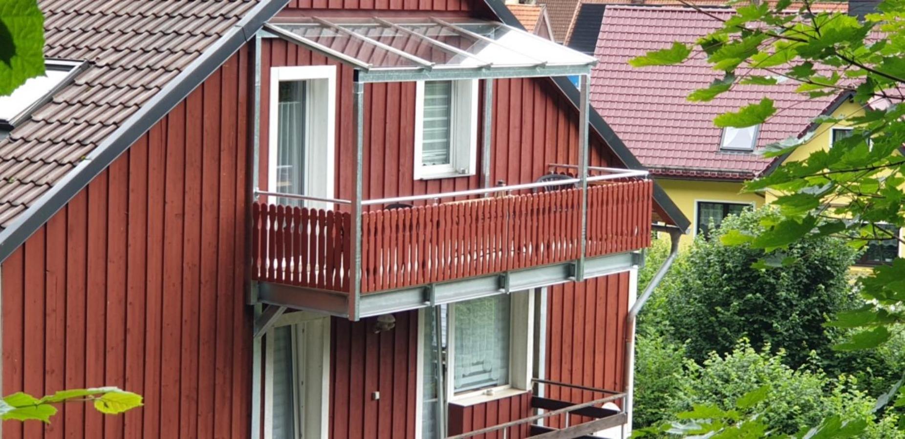 FeWo mit Balkon direkt am Wald und Wanderweg Ruhe pur 2 OG