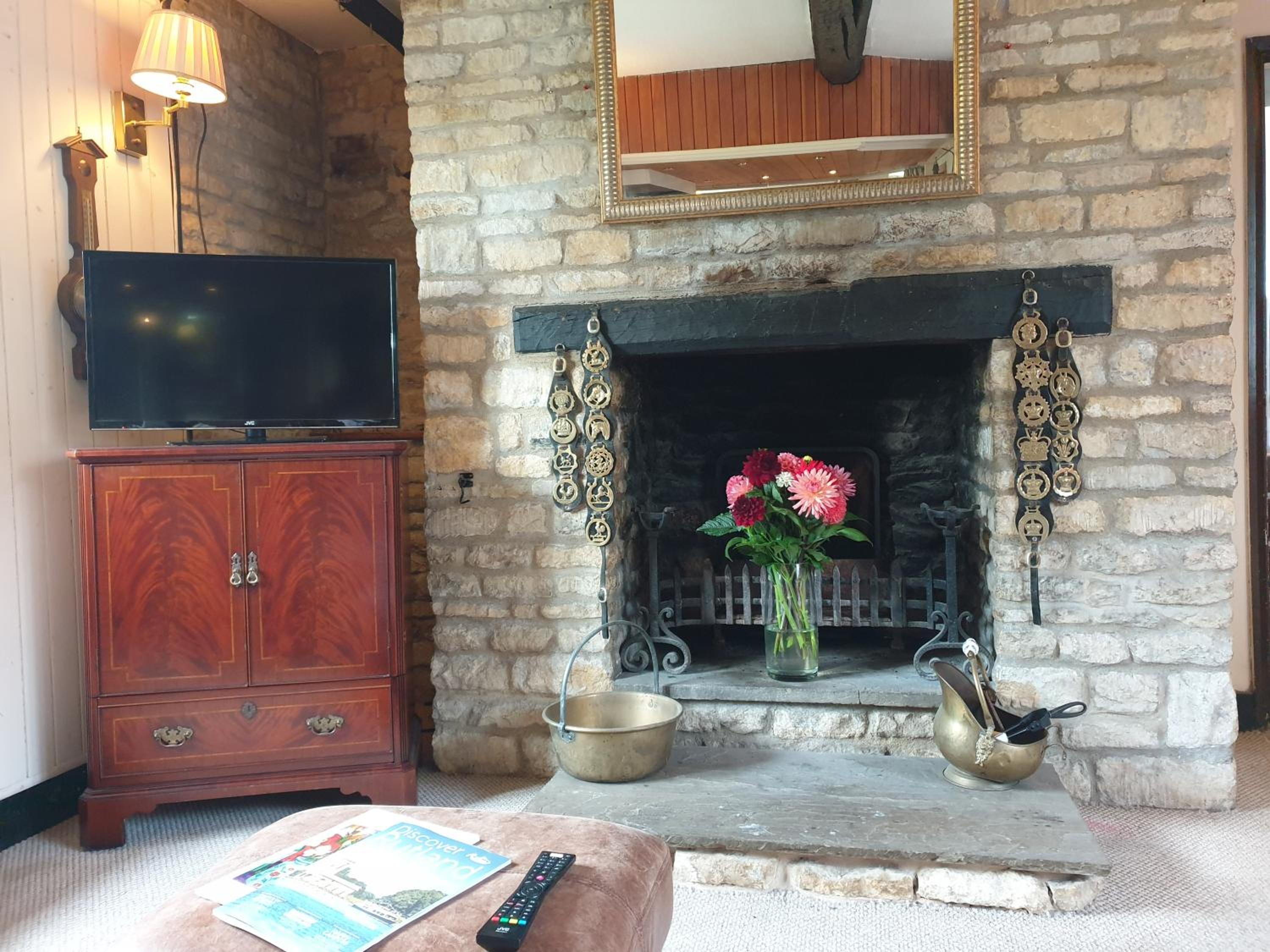 The horse and panniers guest house. view 5