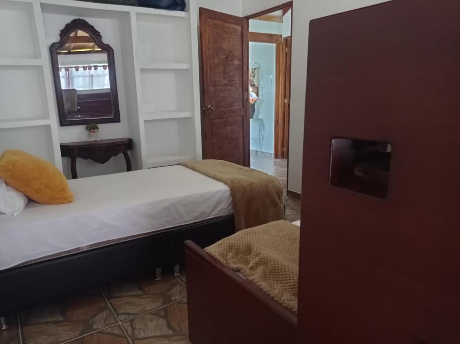 Hermosa Casa de campo grande con aire acon,wifi,piscina,billar !villa ensueño !