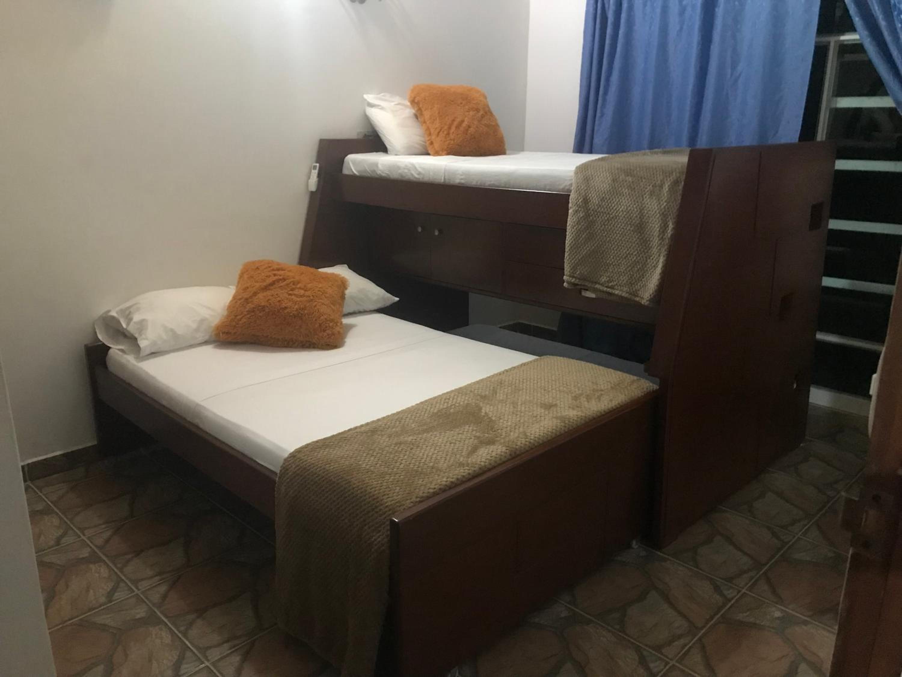 Hermosa Casa de campo grande con aire acon,wifi,piscina,billar !villa ensueño !