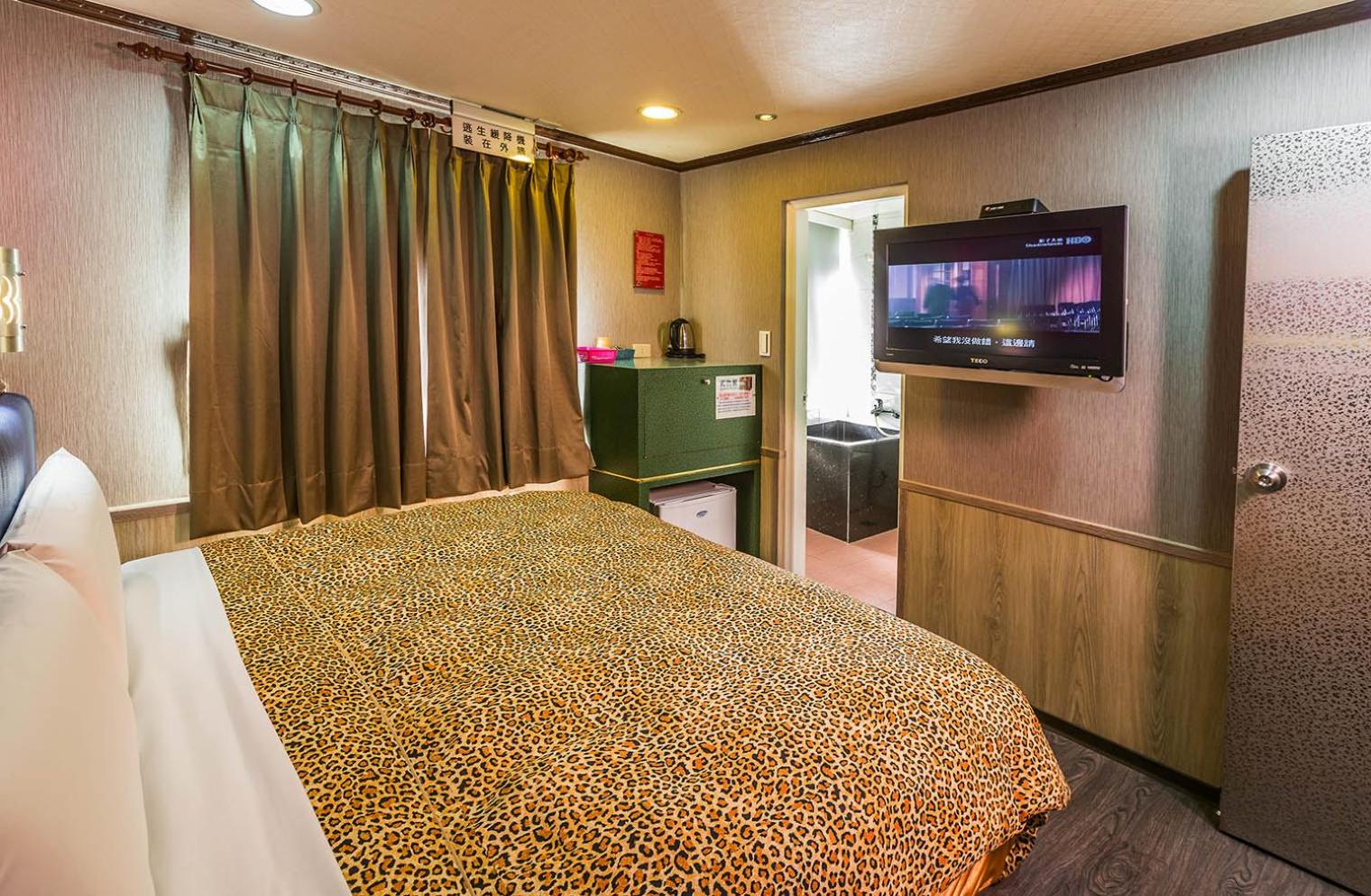 Dealer Hotel