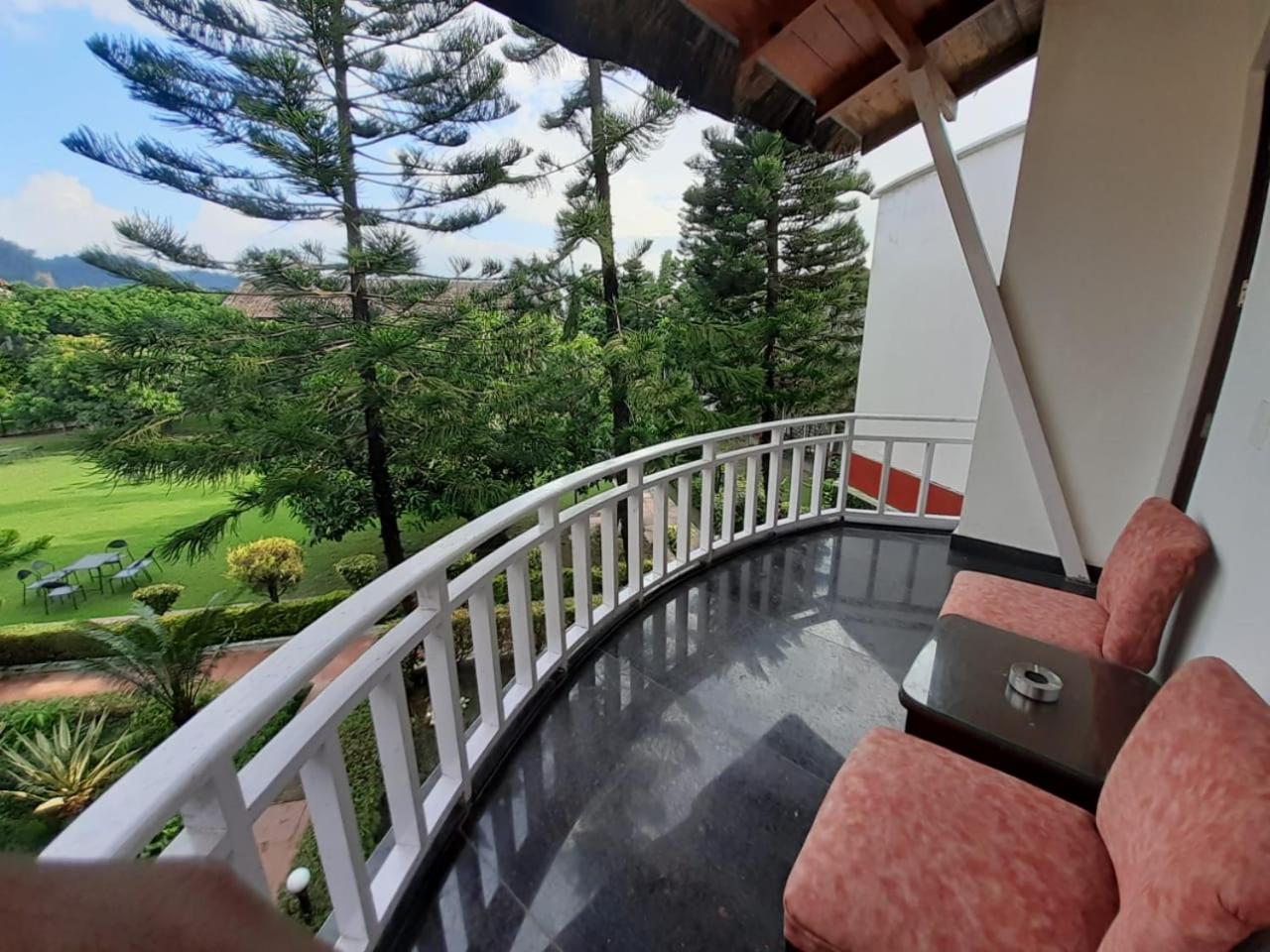 Wood castle Spa & Resort
