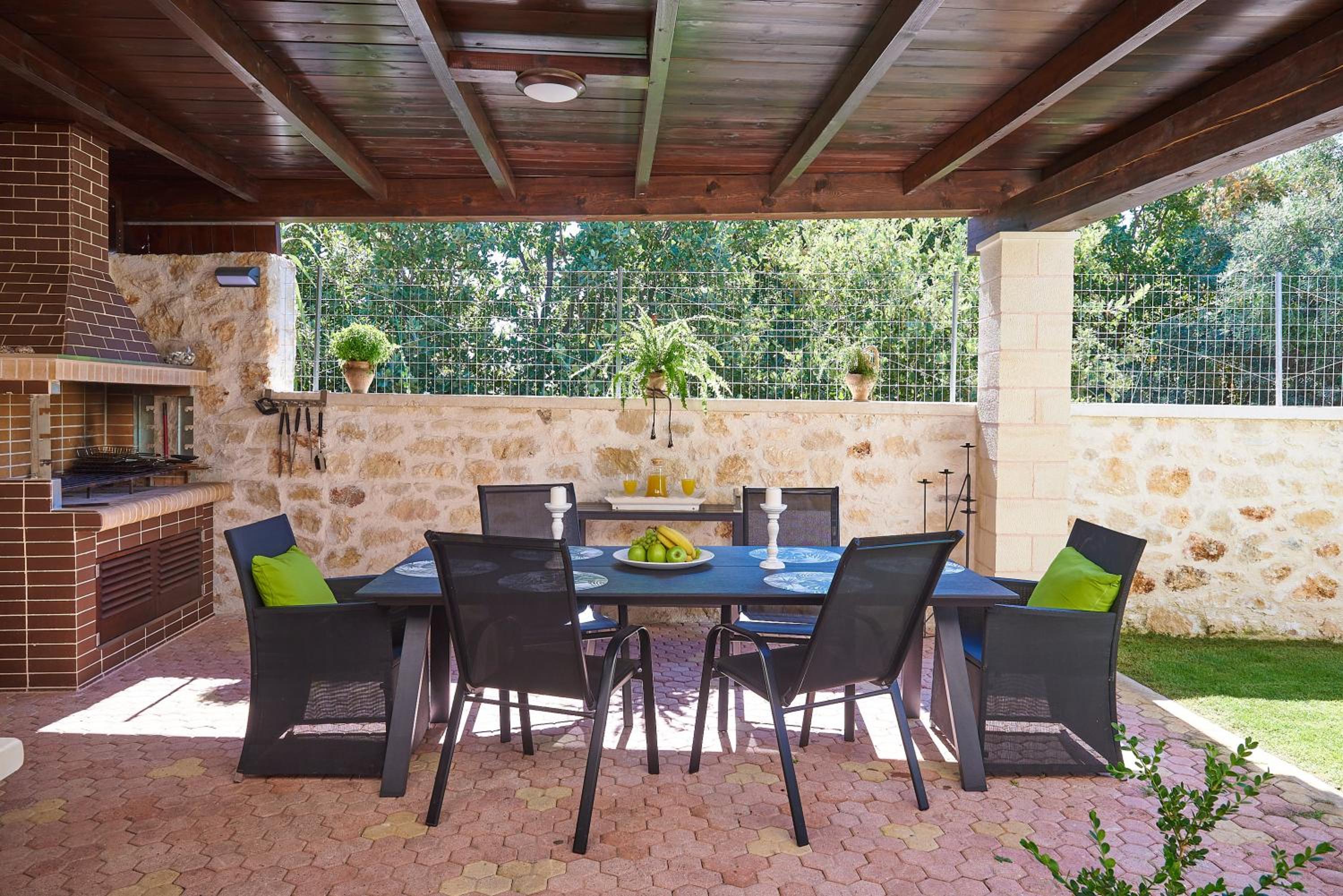 Aktis luxury villa view 5
