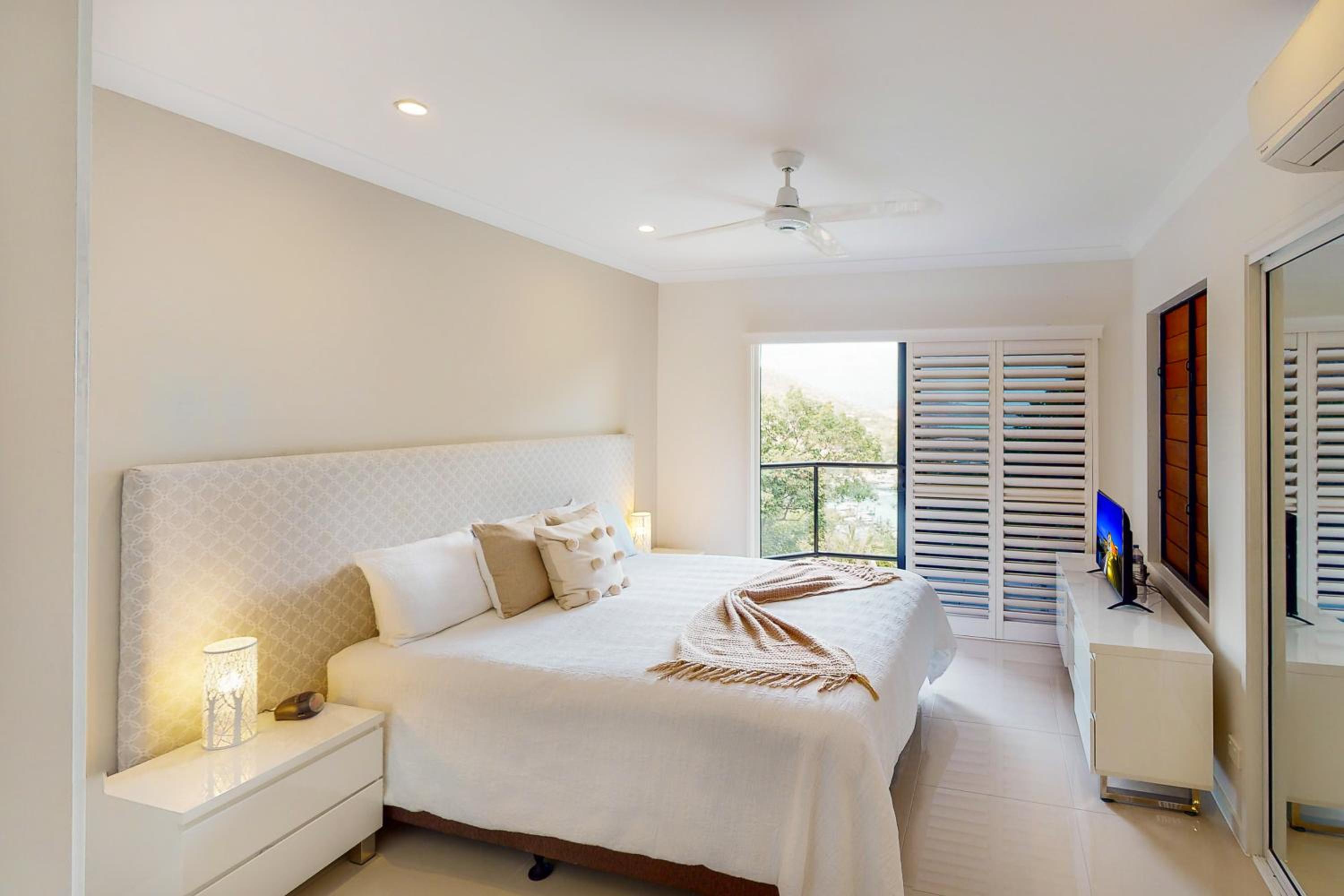 Anchorage Apartments on Hamilton Island by HIHA