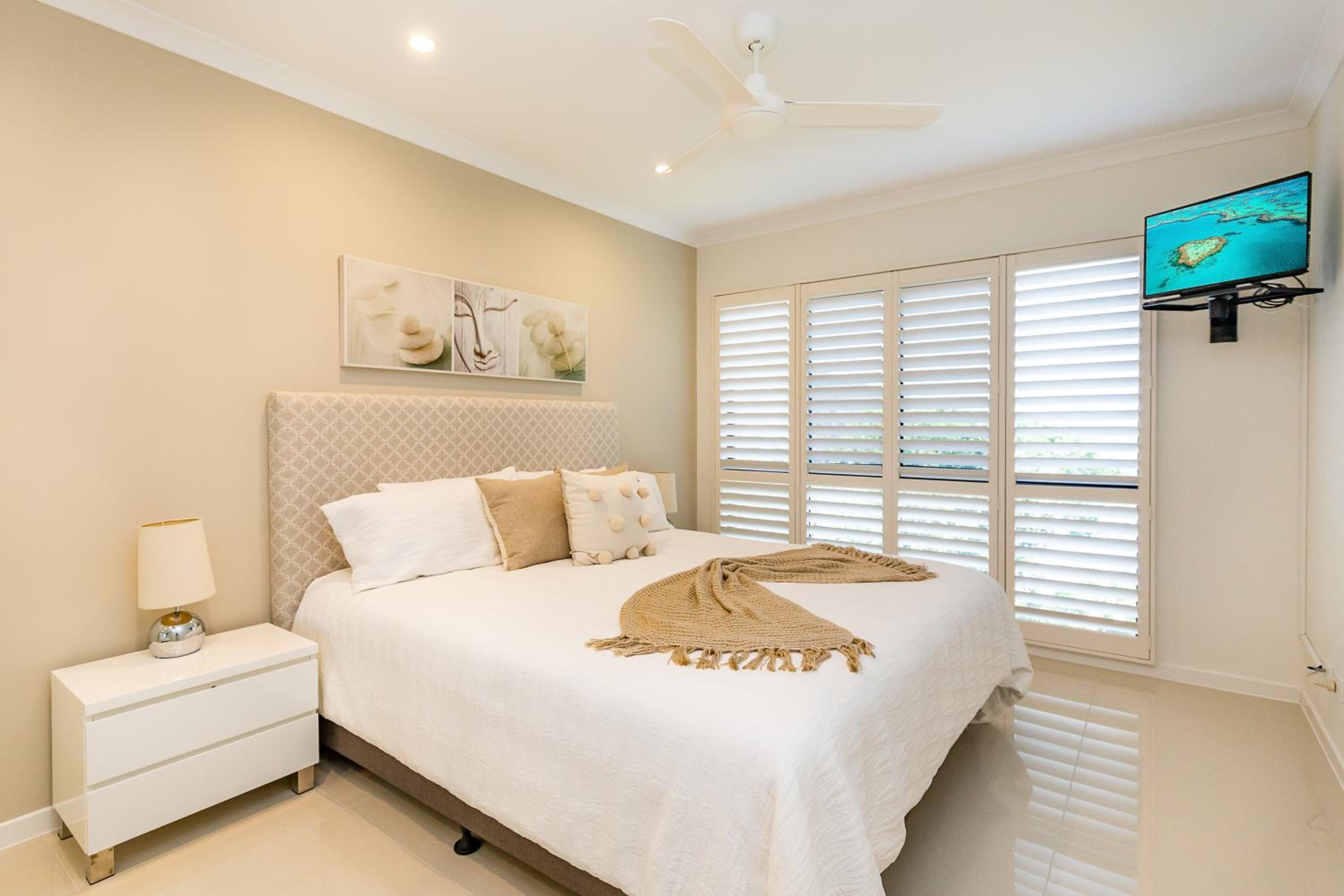 Anchorage Apartments on Hamilton Island by HIHA