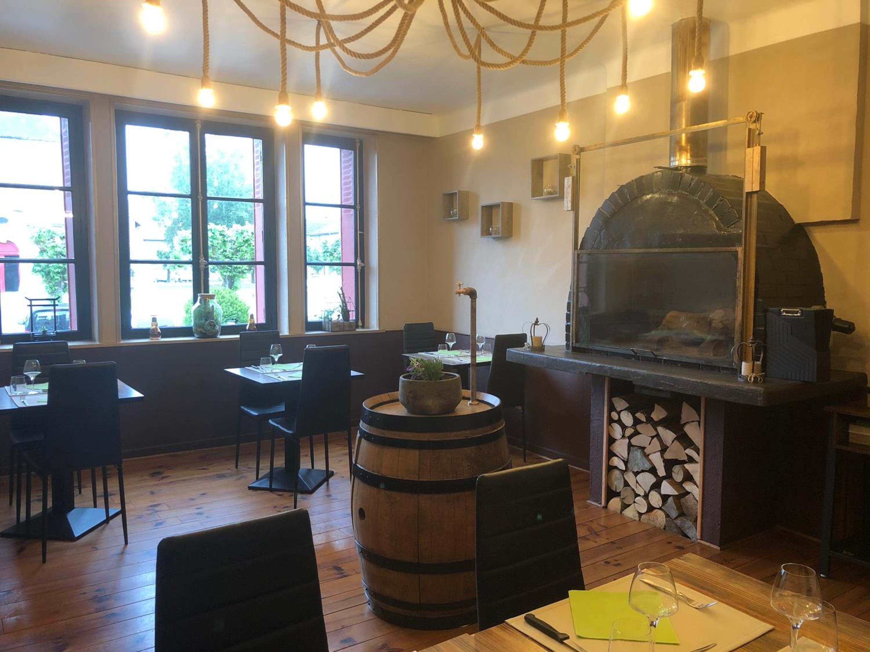 restaurant