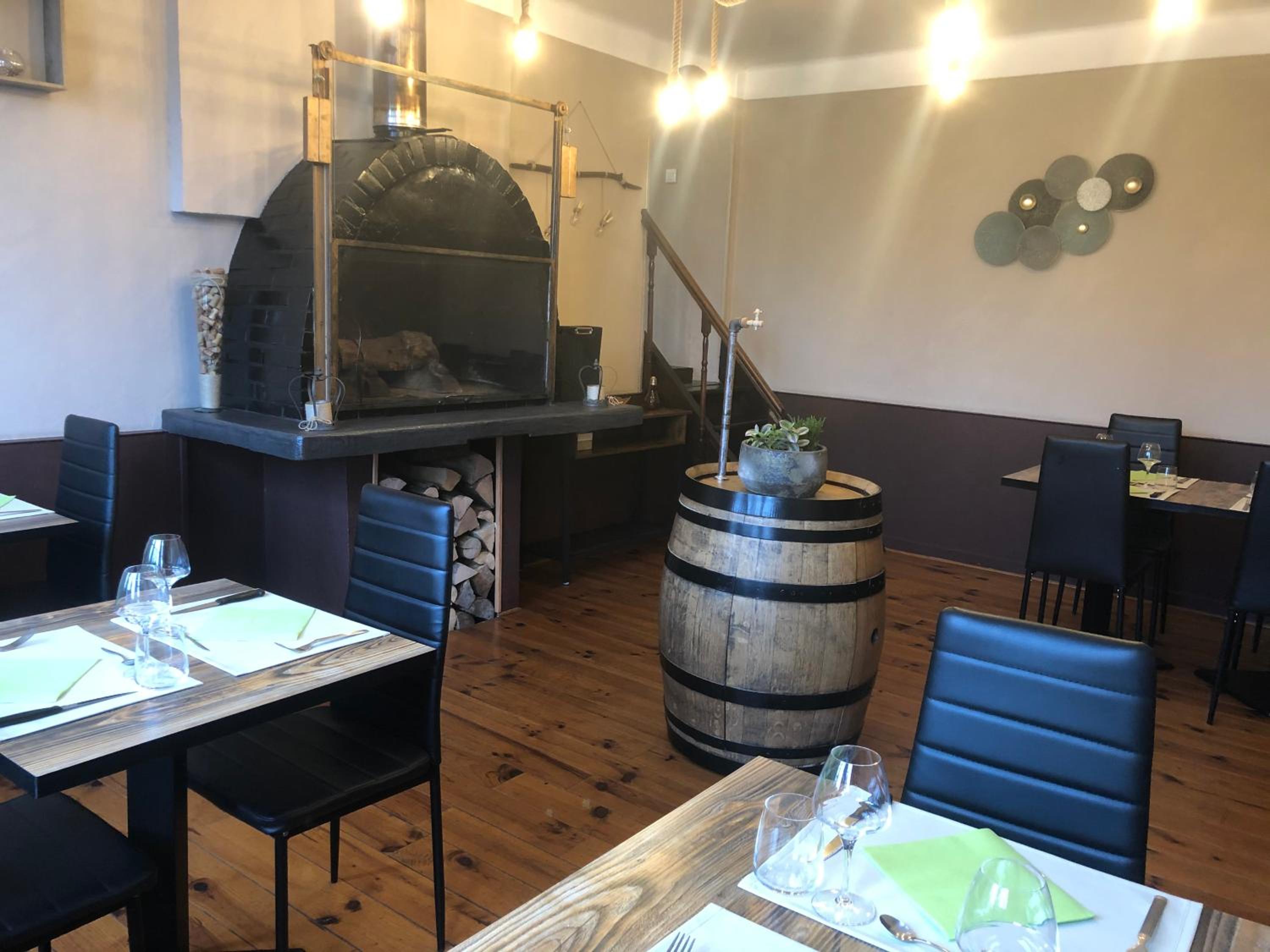 restaurant