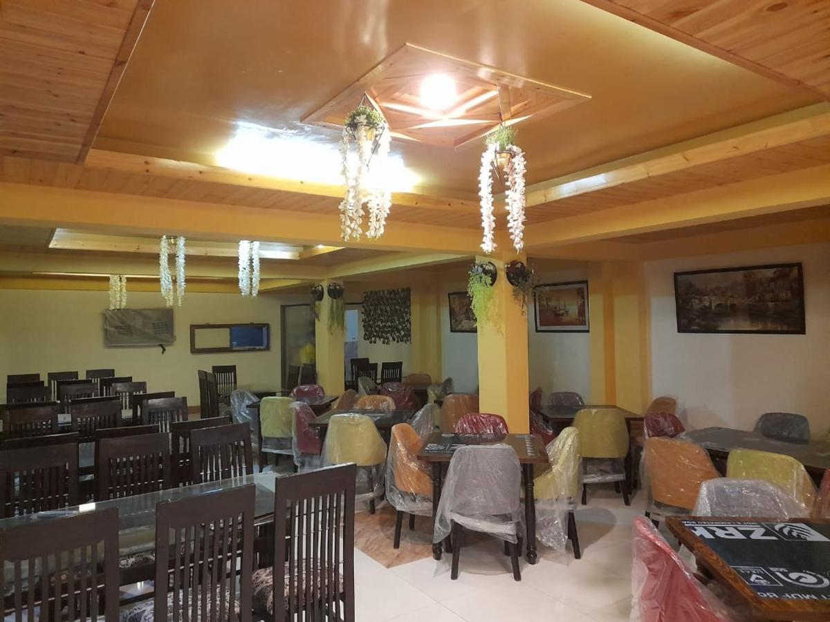 restaurant