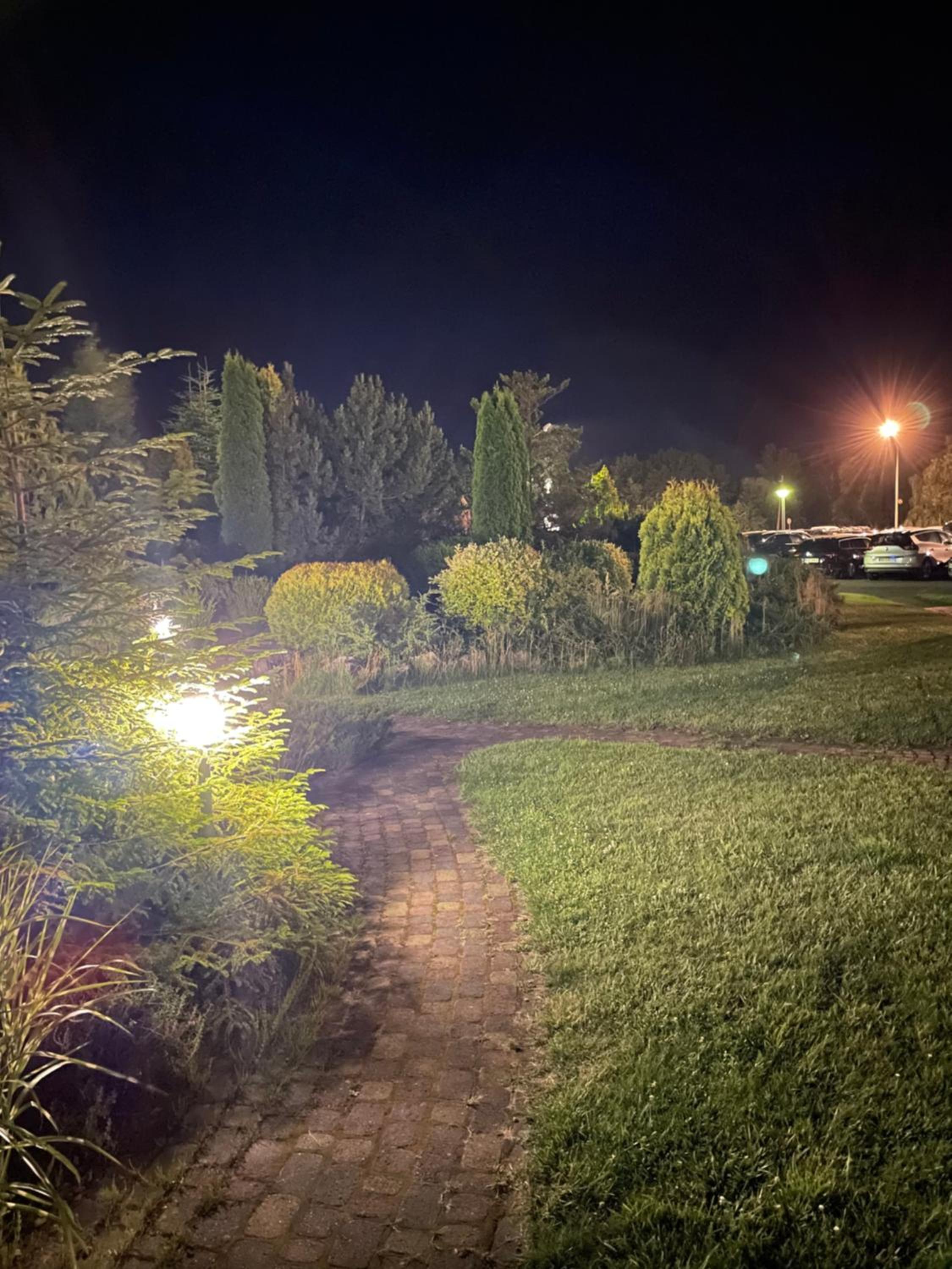 Photo 28