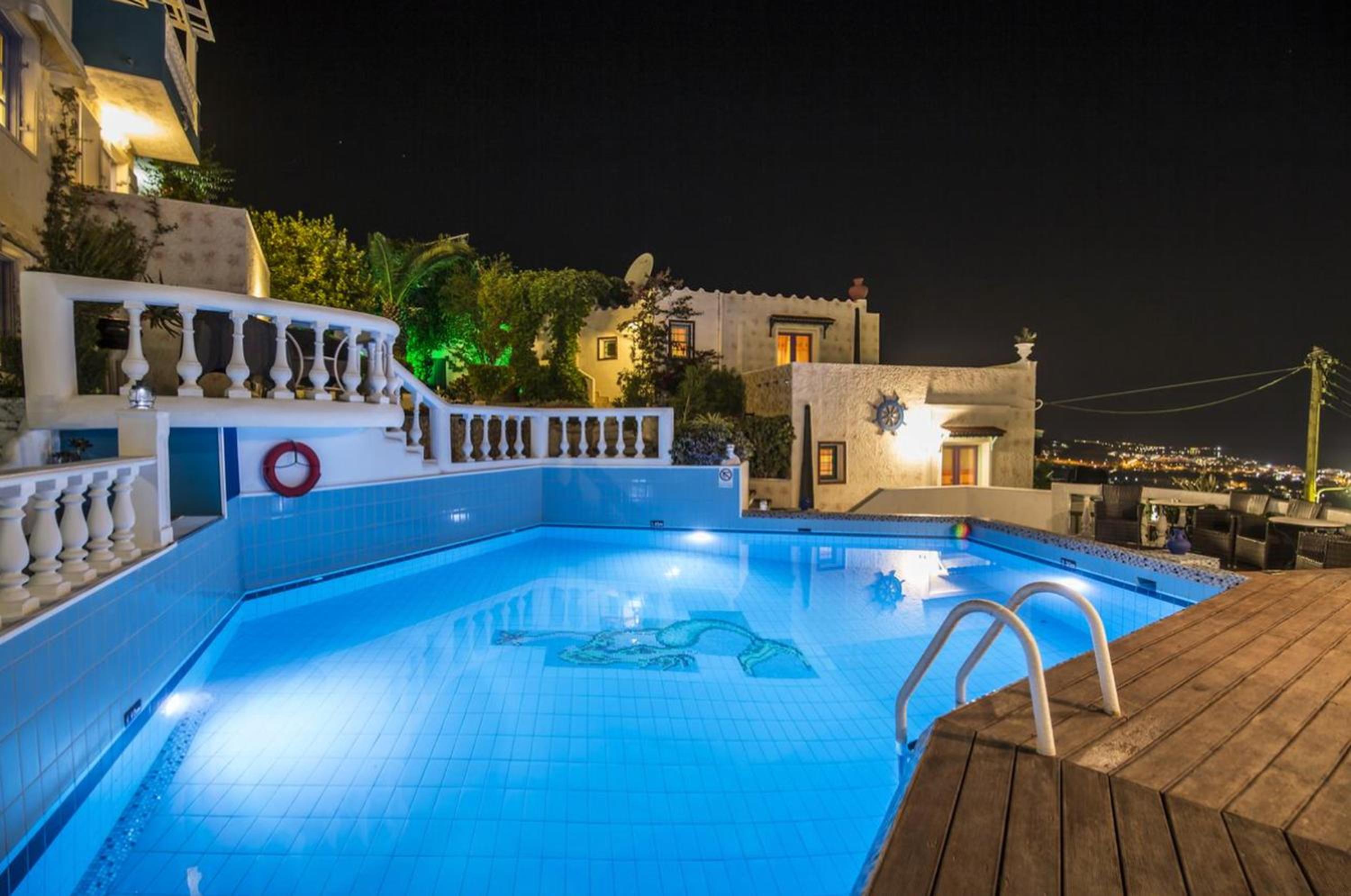 One Private Studio with stunning full sea view, shared pool and Ac view 5