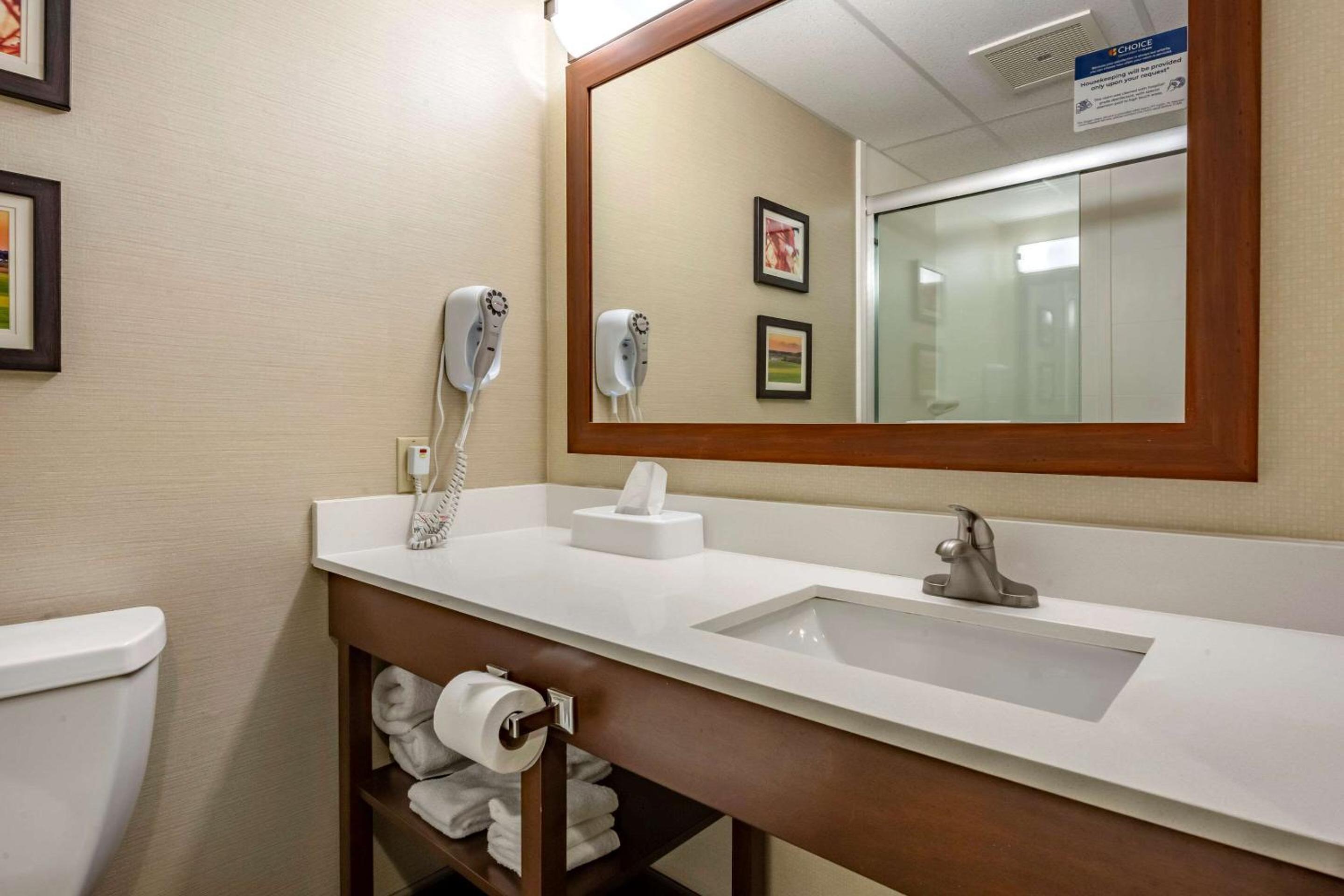 Comfort Inn Millersburg view 2