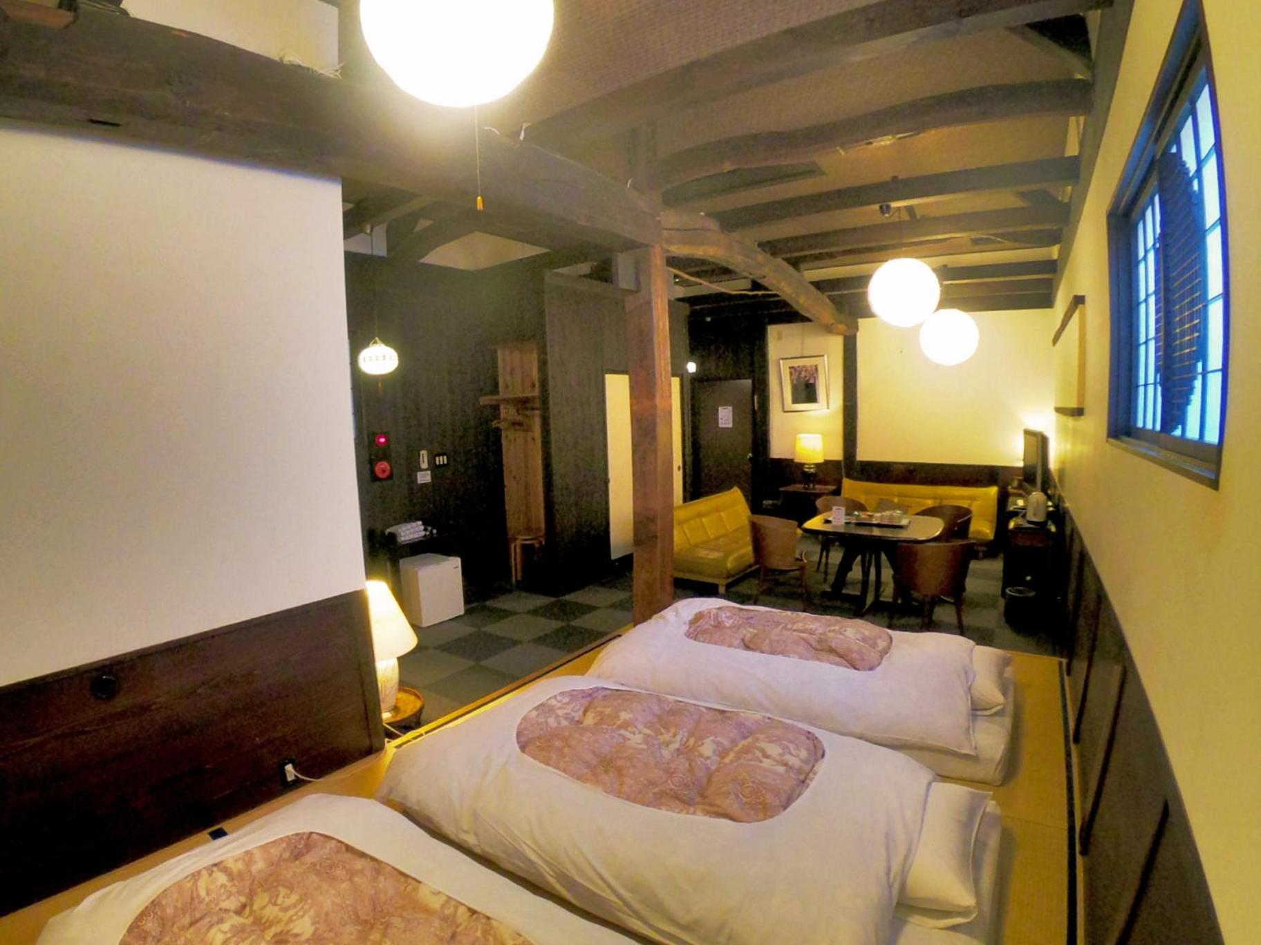 Rickshaw inn