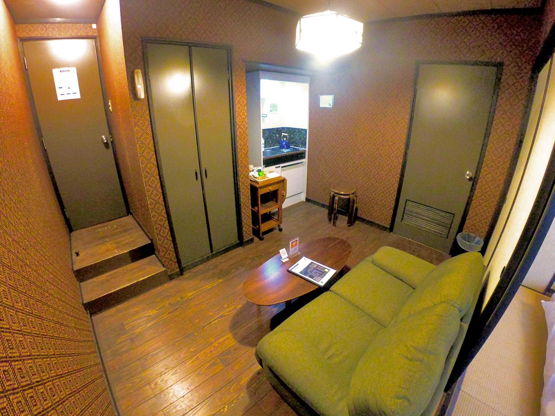 Rickshaw inn