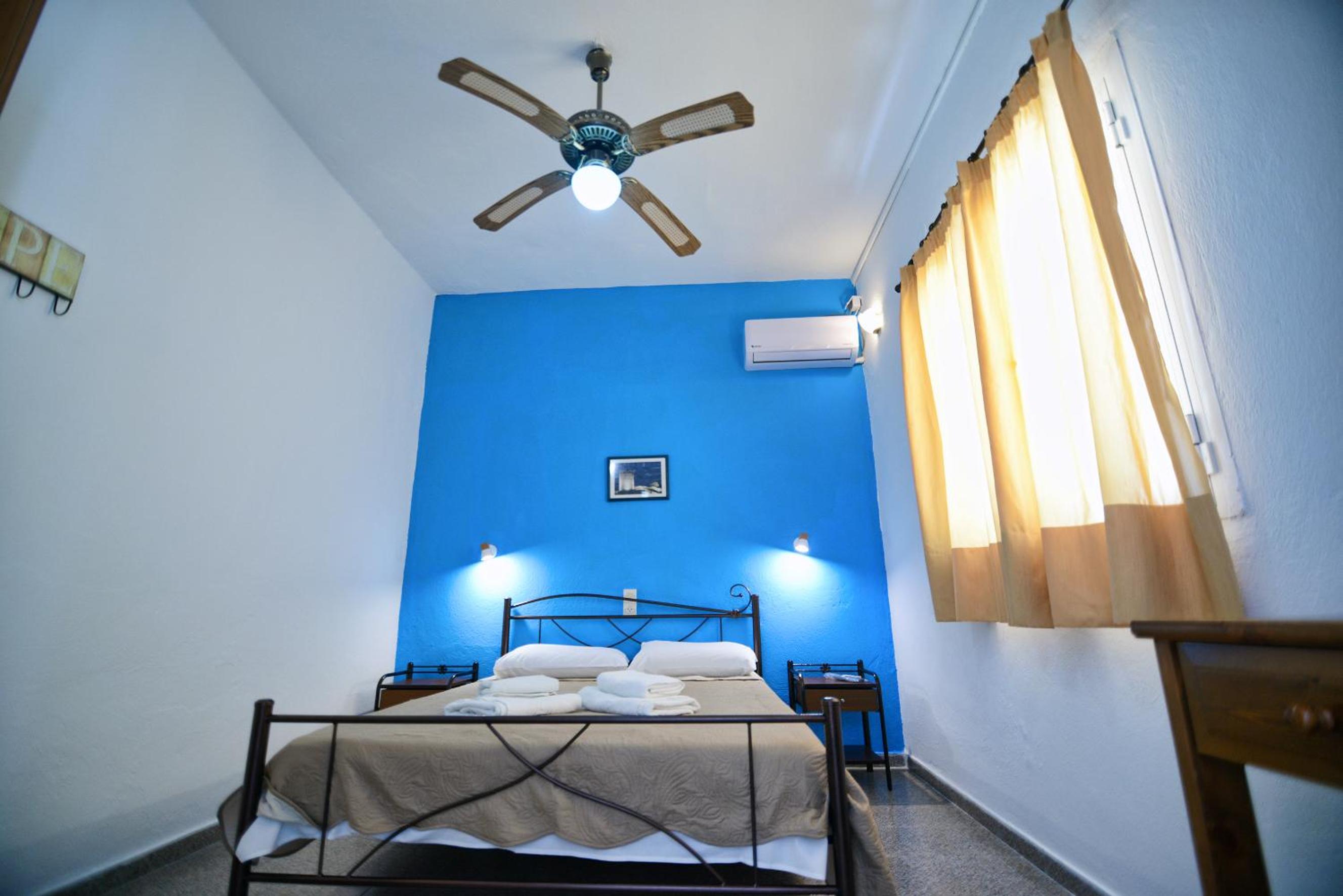 Apostolakis Rooms