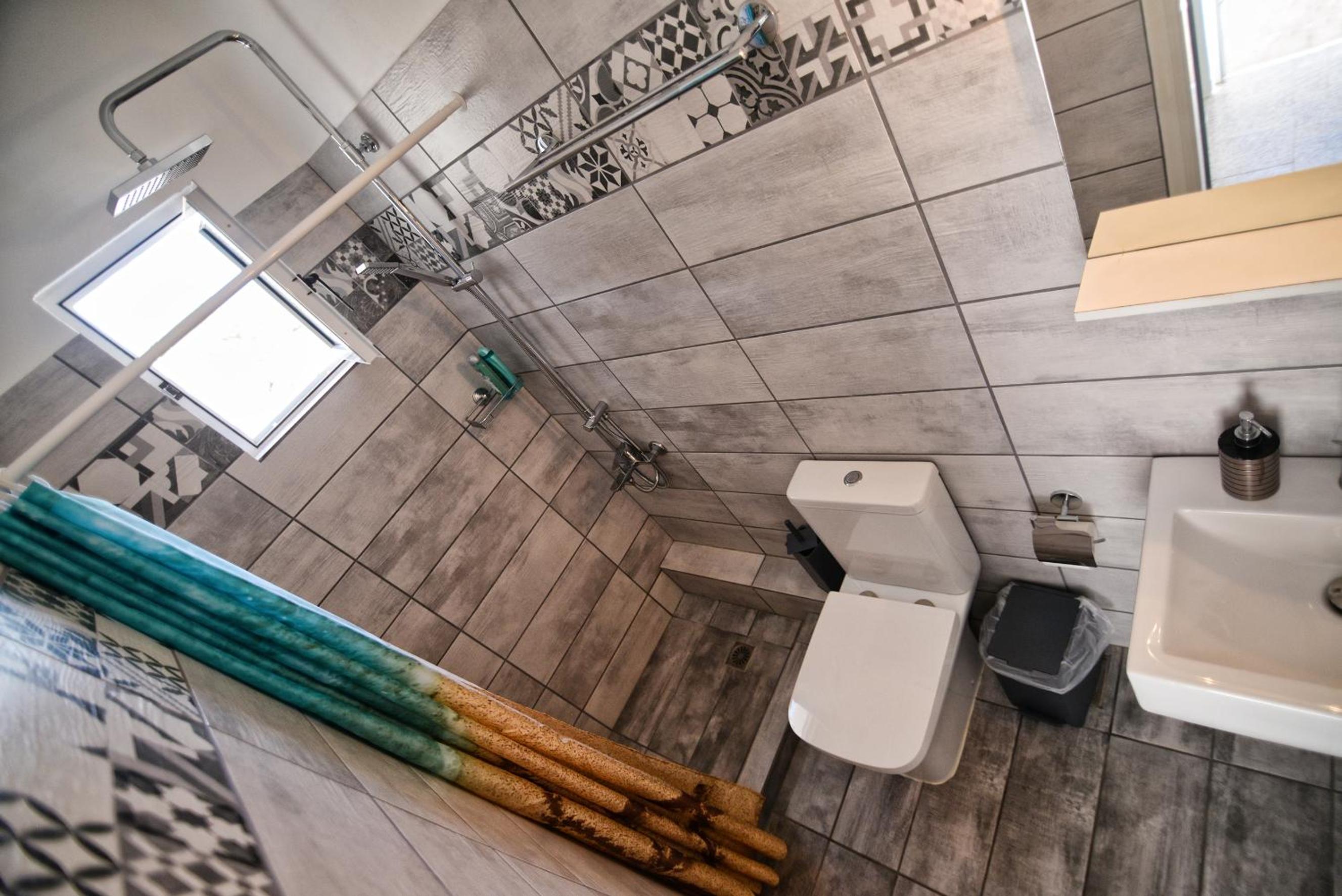 Apostolakis Rooms