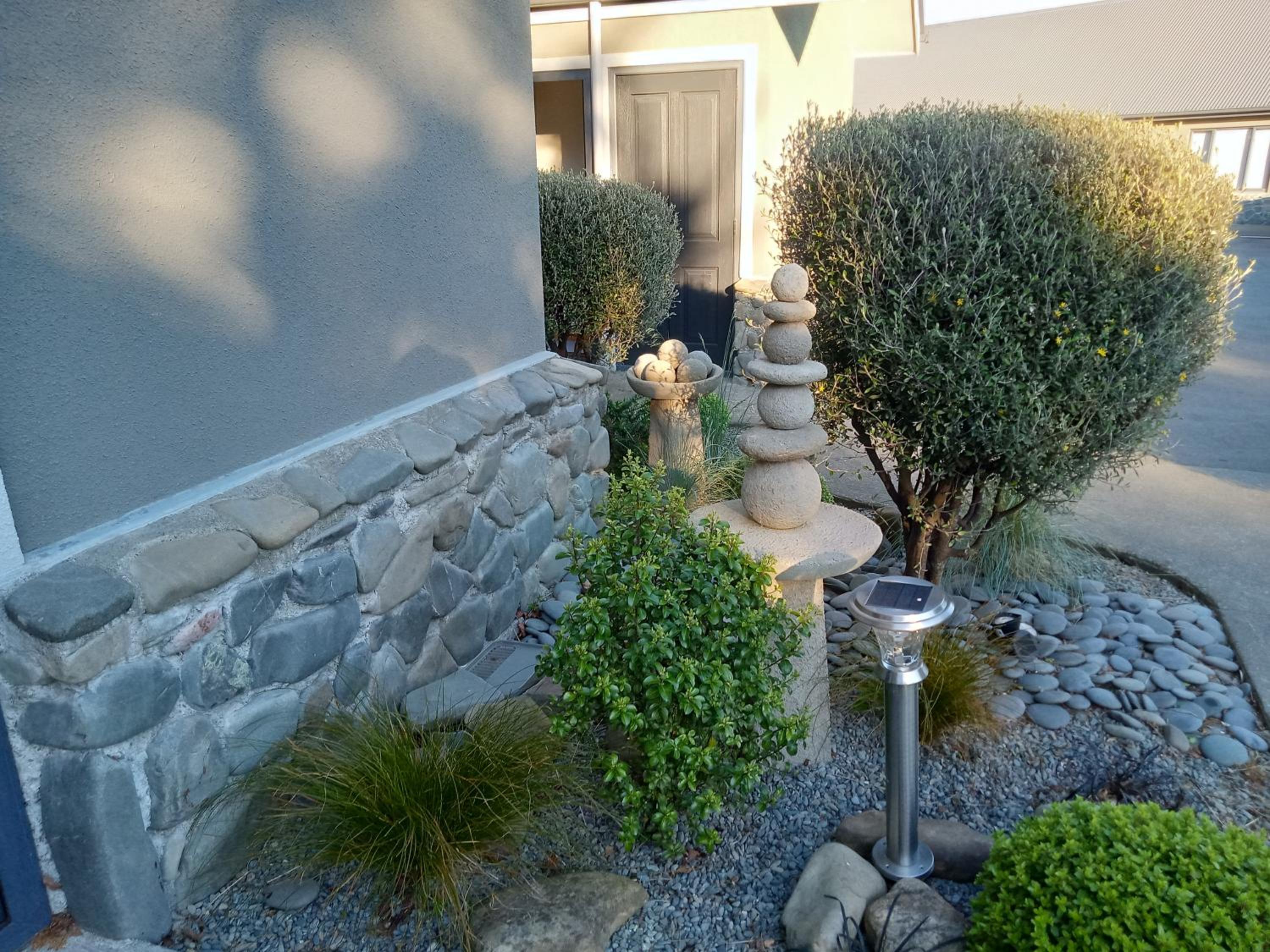 Four Peaks Motel