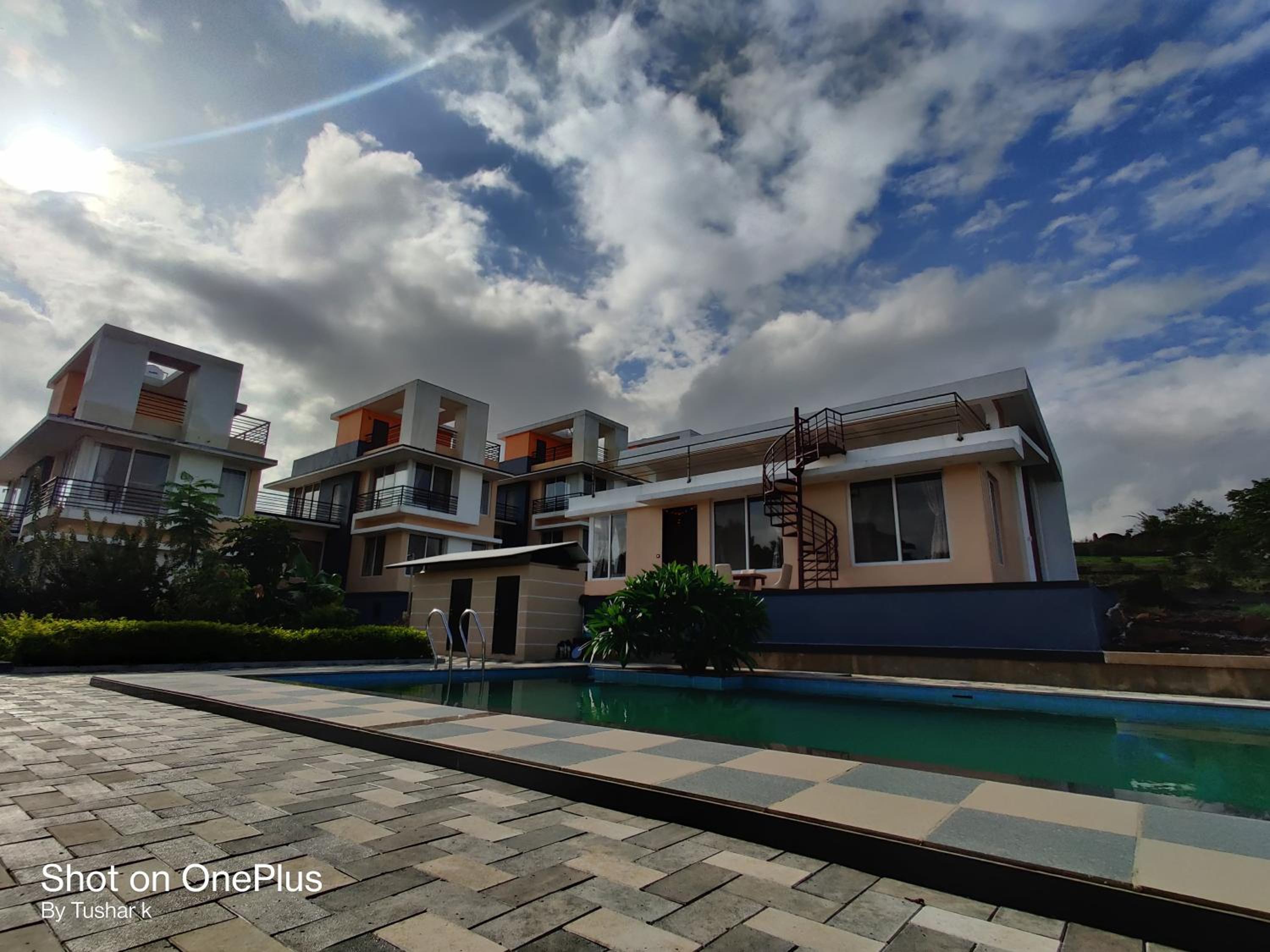 ROYAL MEADOWS IGATPURI 2BHK POOLSIDE VILLA view 5