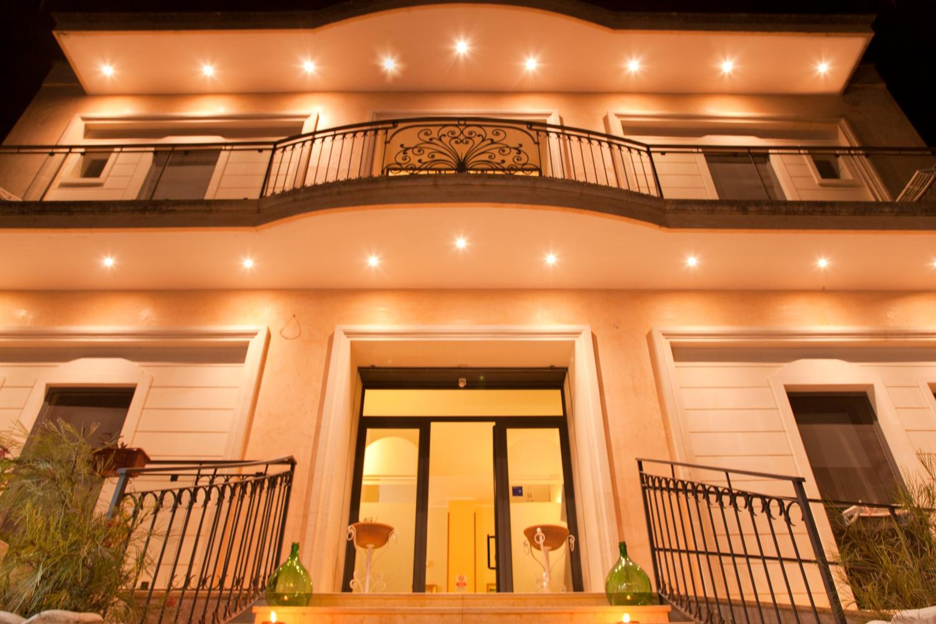 Kalinifta Residence