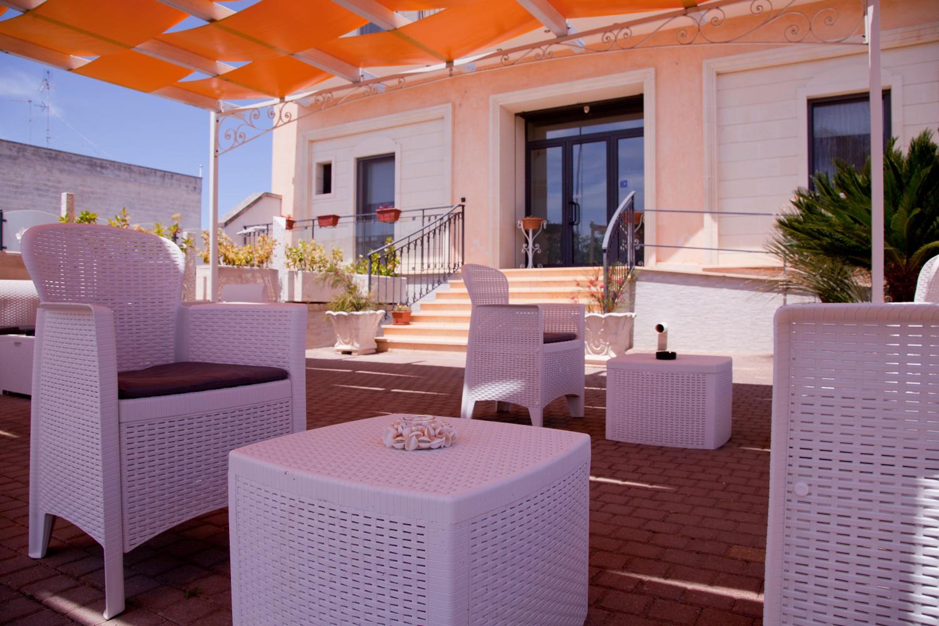 Kalinifta Residence