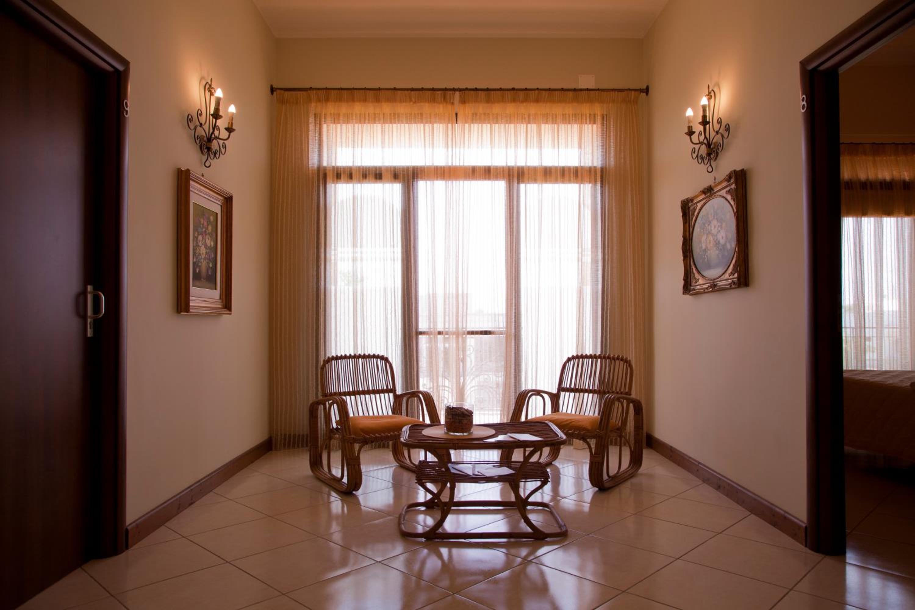 Kalinifta Residence