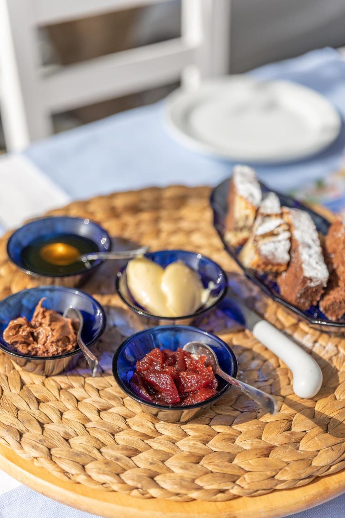 Anerousses Mykonian Traditional Houses