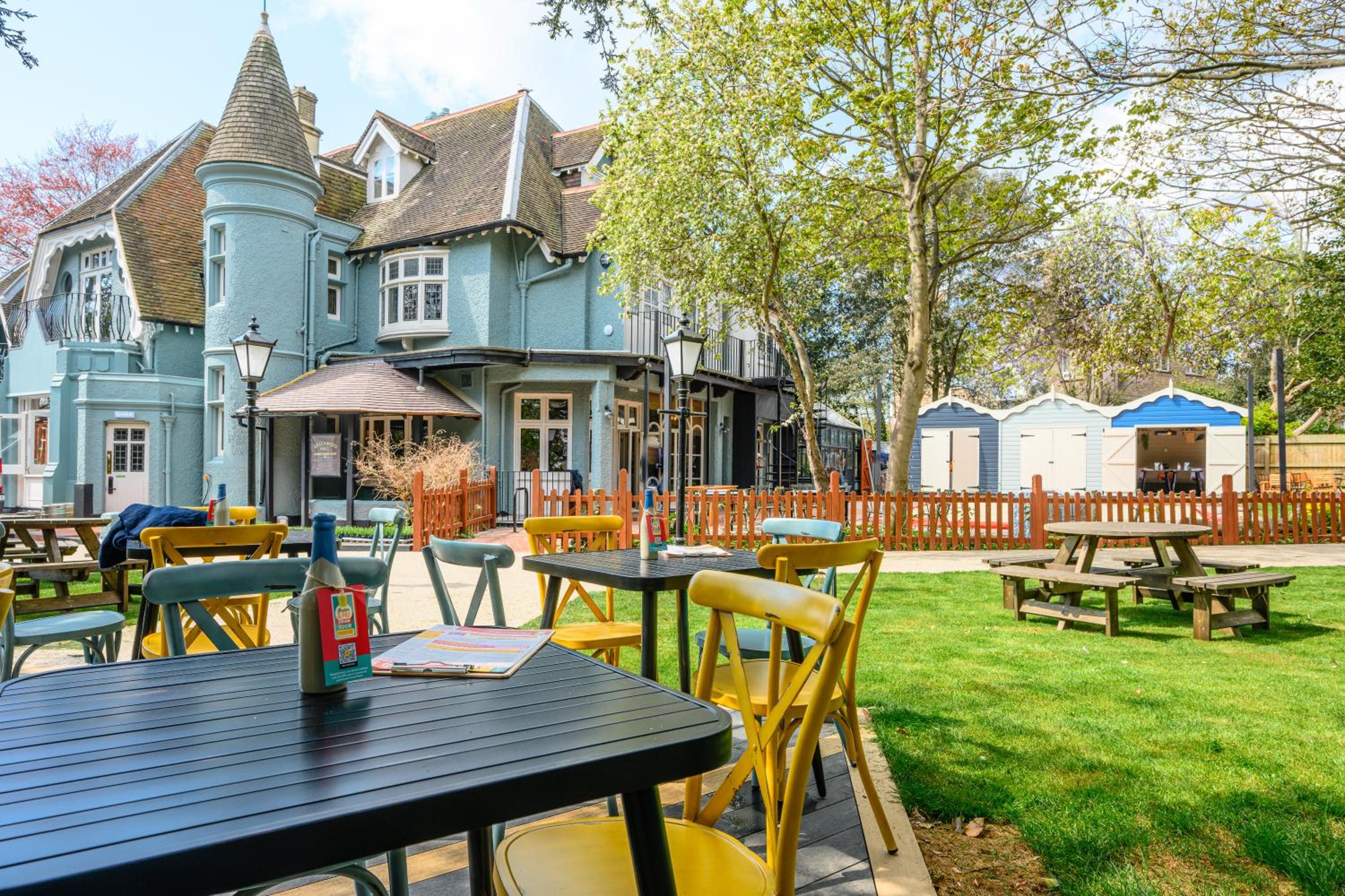 Worthing Vacations - Brewhouse and Kitchen - Property Image 2