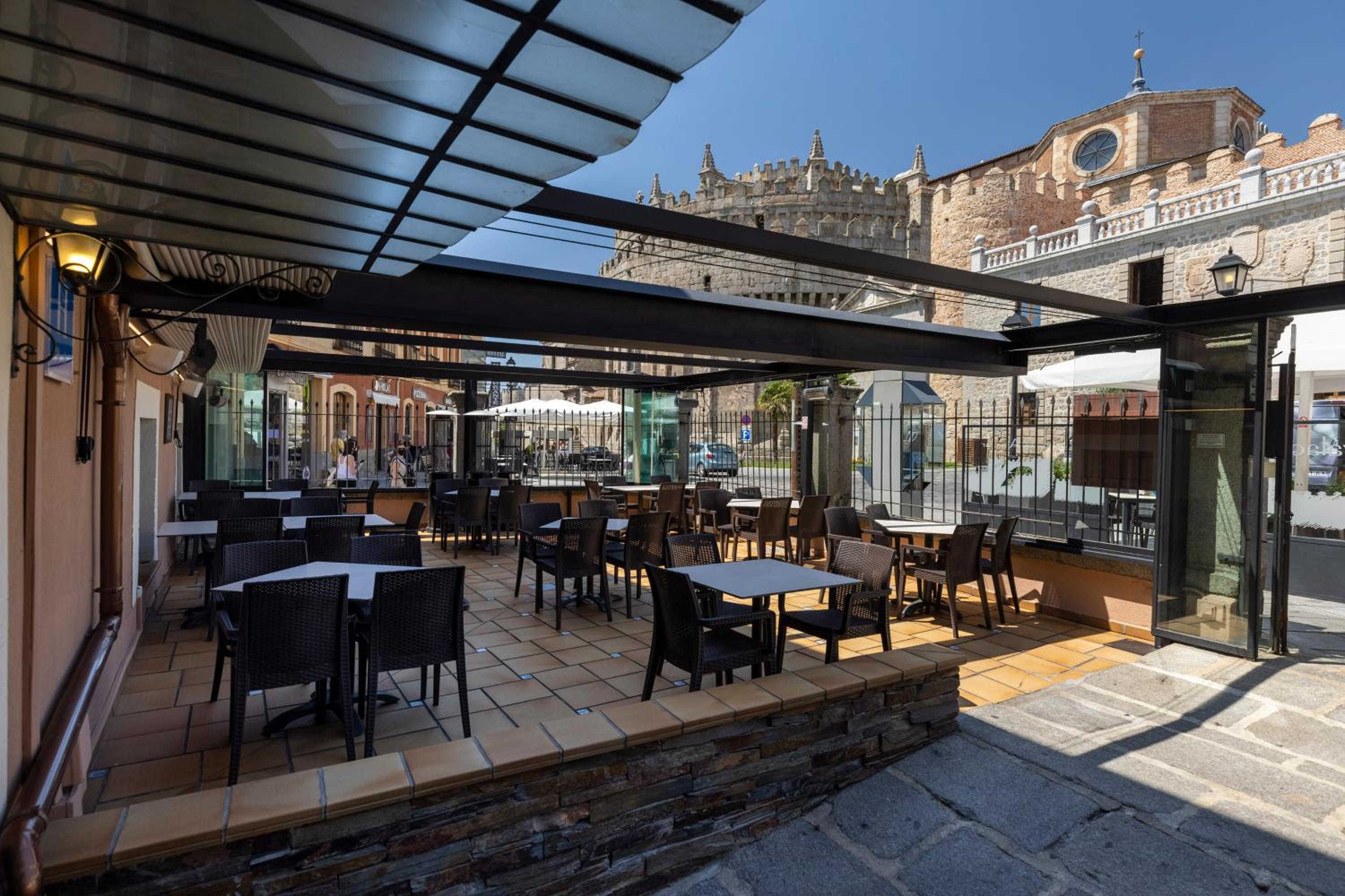 Hostal Restaurante Puerta del Alcázar