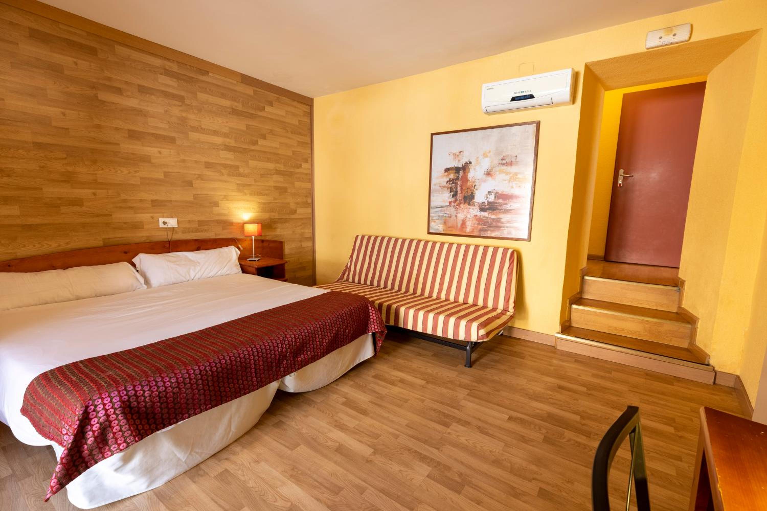 Hostal Restaurante Puerta del Alcázar