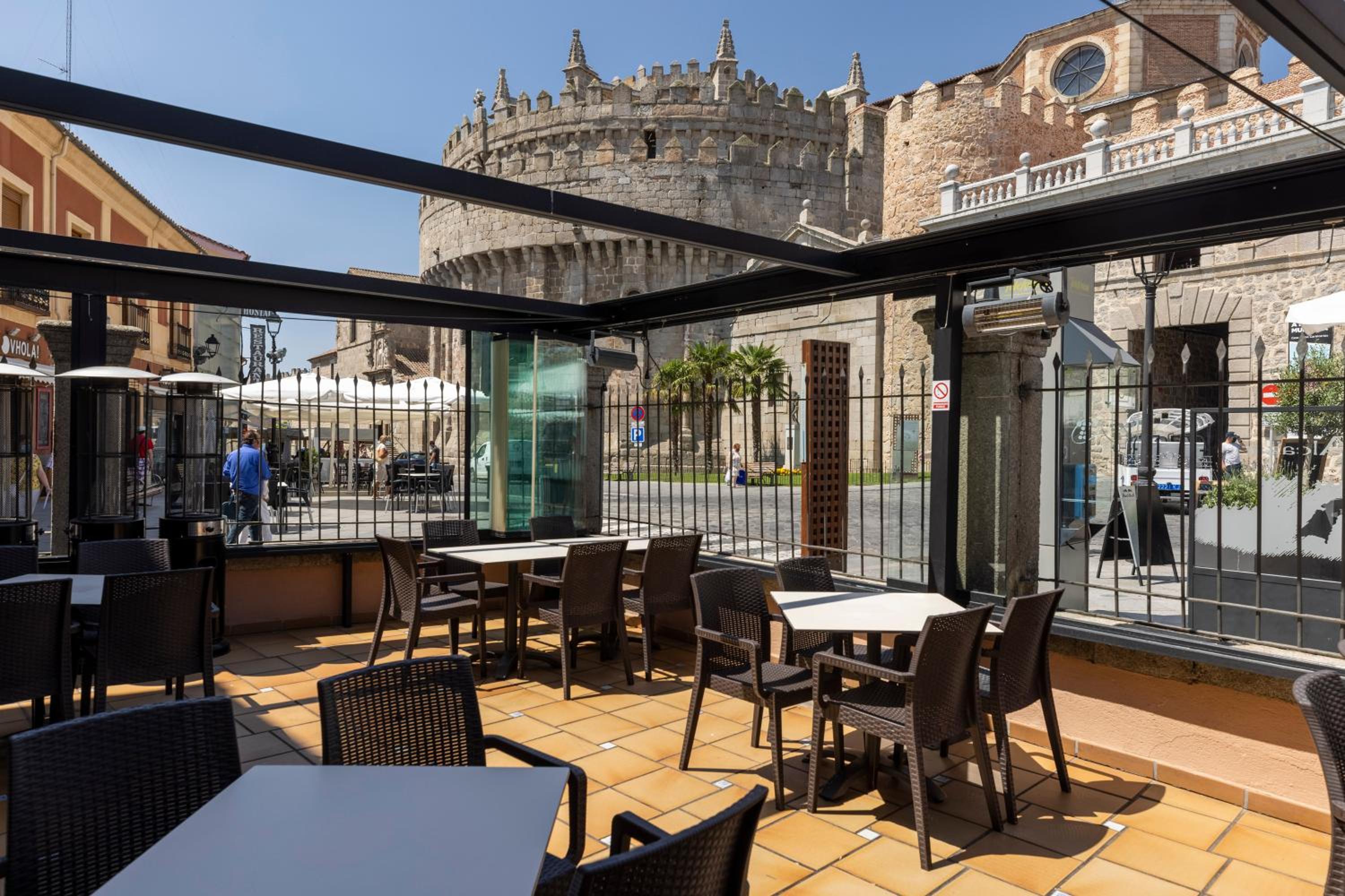 Hostal Restaurante Puerta del Alcázar
