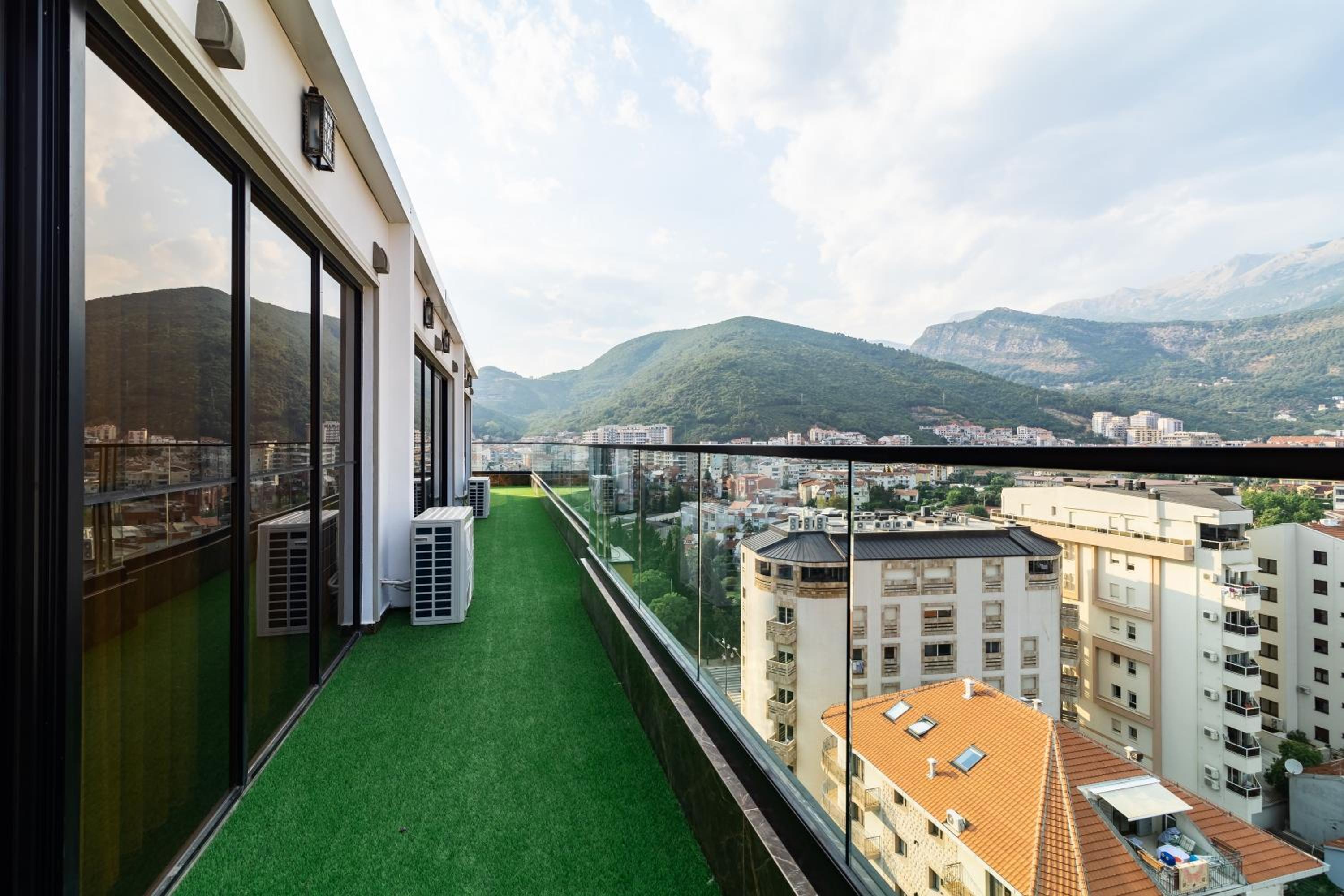 Victoria Residence Apartments view 4