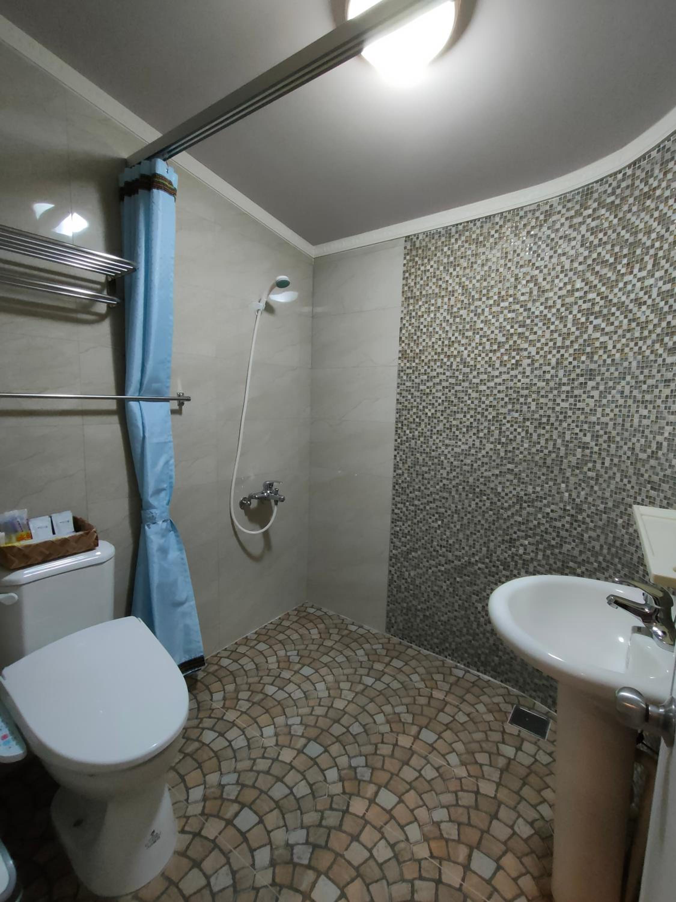 Jilufugan B&B