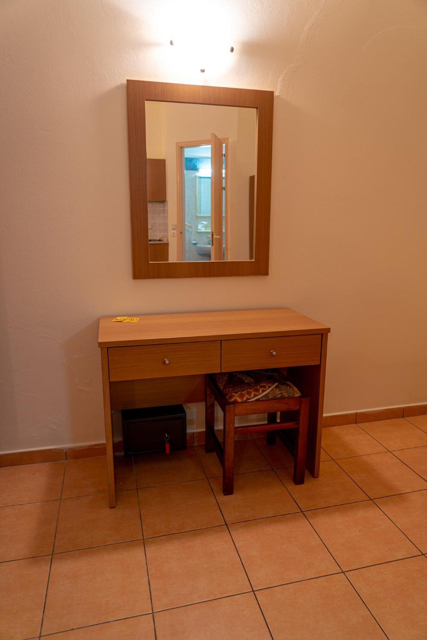 Photo 44