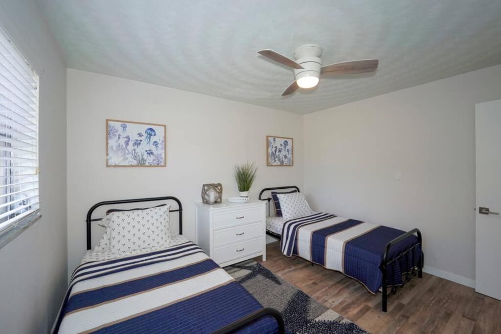 Pool Home - Close to beaches, food, downtown! view 5