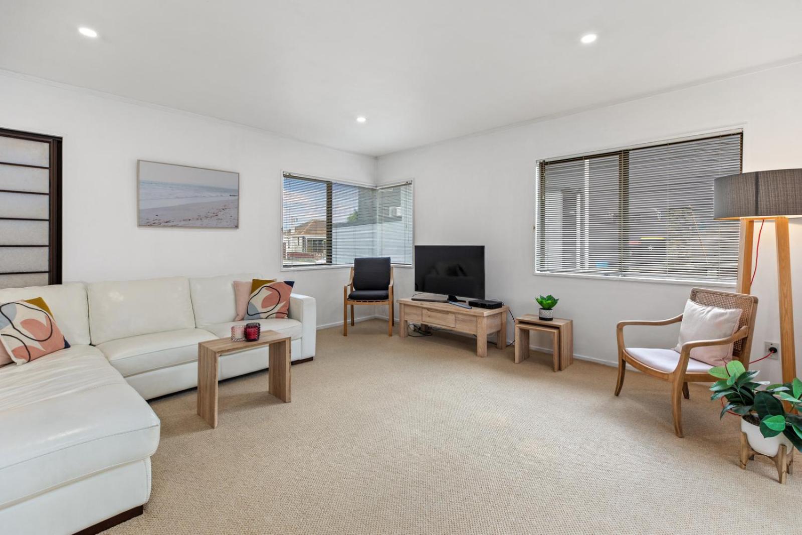 Valley Palms - Mt Maunganui Holiday Home view 4