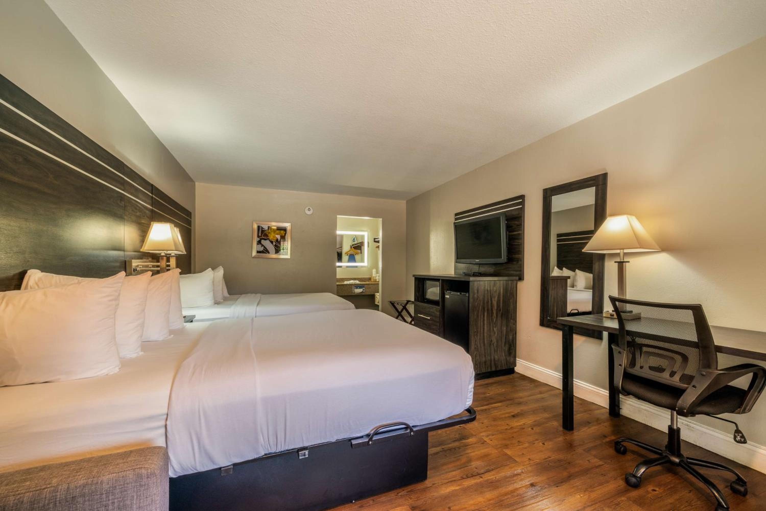 Jasper Vacations - Best Western Inn of Jasper - Property Image 10