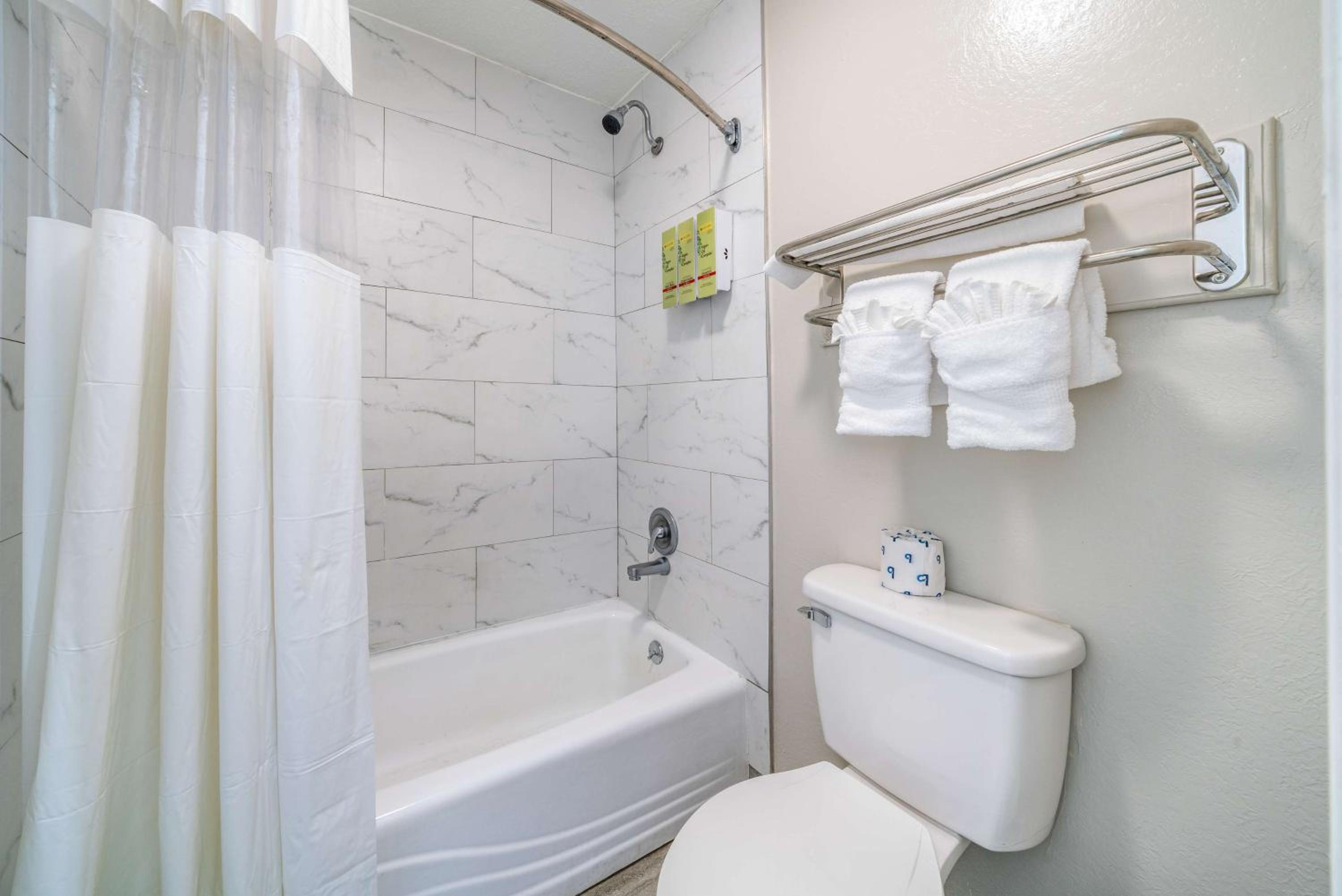 Jasper Vacations - Best Western Inn of Jasper - Property Image 7
