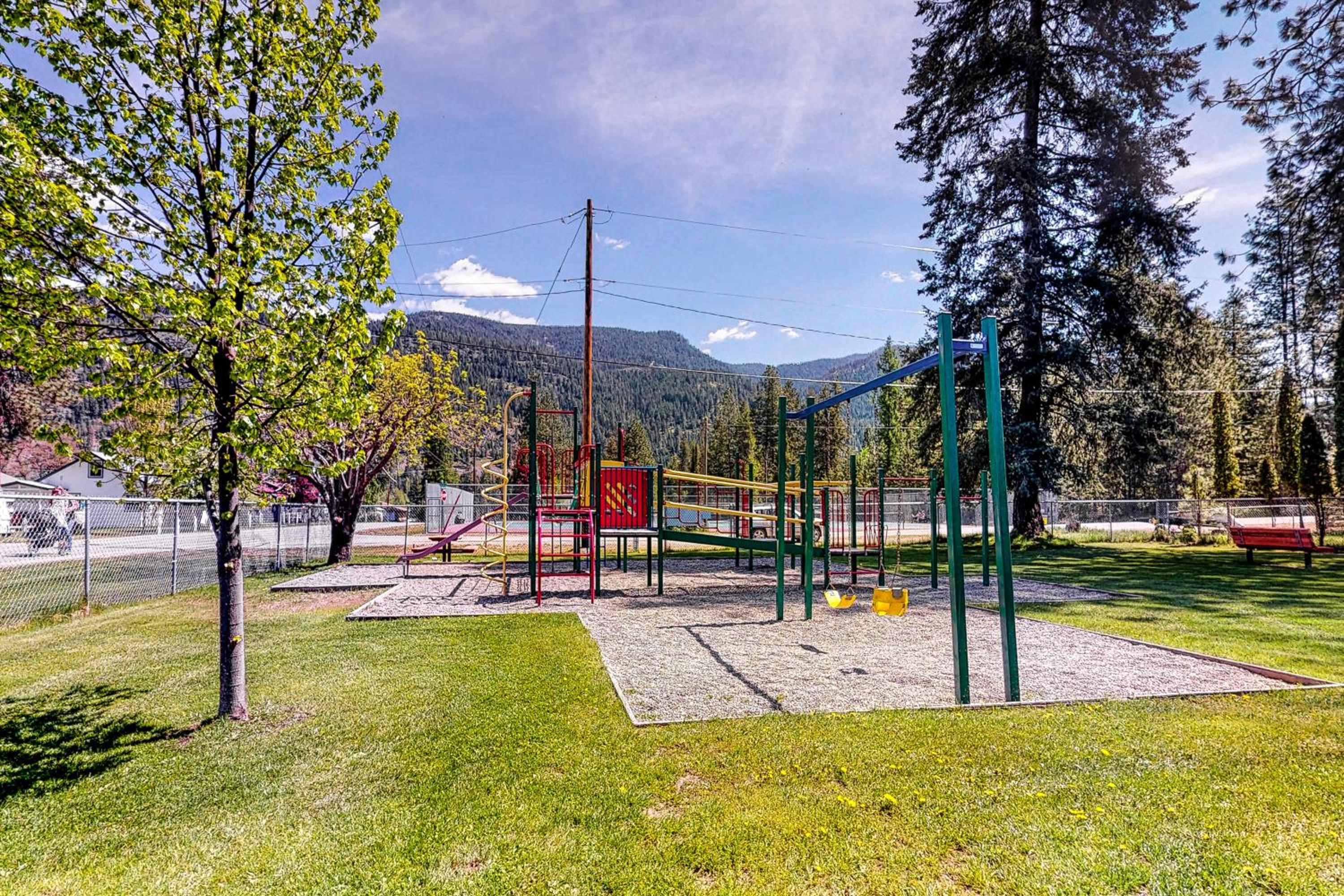 Christina Lake Escape