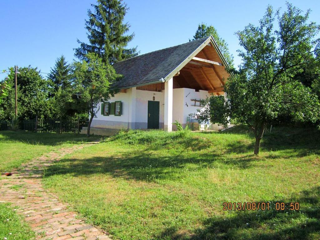 Photo 47